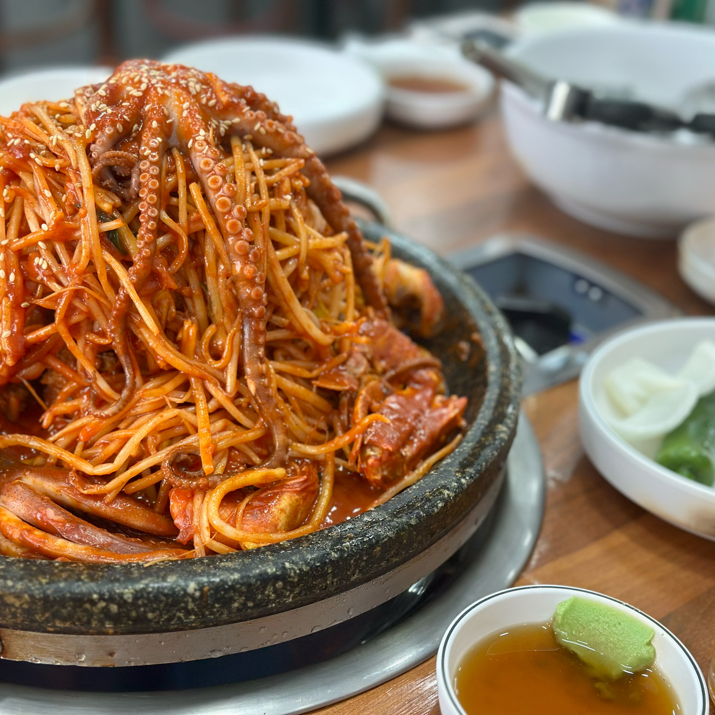 [천안 맛집 돌솟해물뼈찜 천안점] 직접 가본 로컬 리뷰