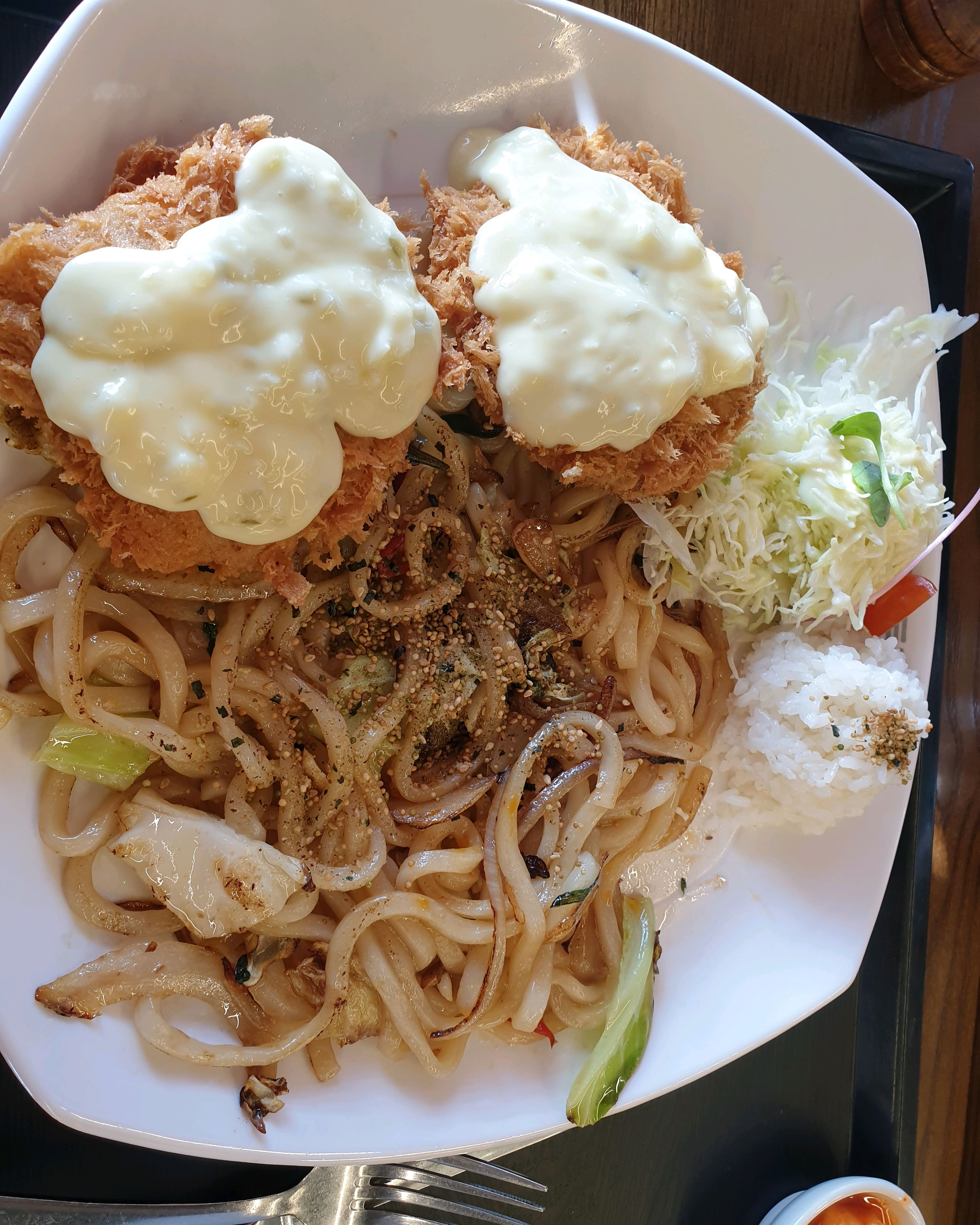 맛도있고 양이엄청나네요~~세트메뉴11900 가격도훌륭하네요 - 남양주 화도 맛집 홍익돈까스 남양주화도점