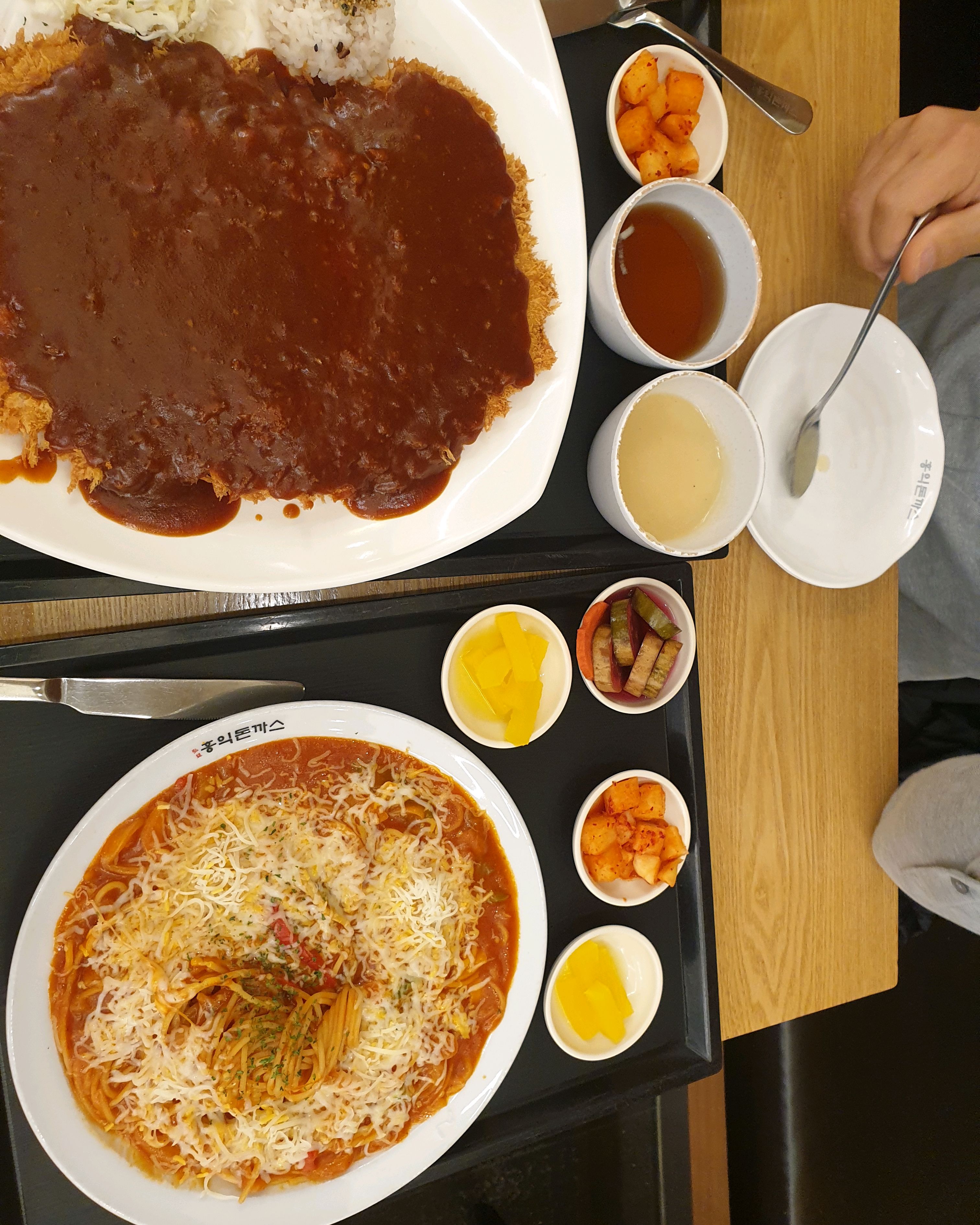 네이버보고갓는데~와..~~~양도많고..진짜맛있어요..재방문의사100%입니다 - 계양구 맛집 홍익돈까스 인천계양점
