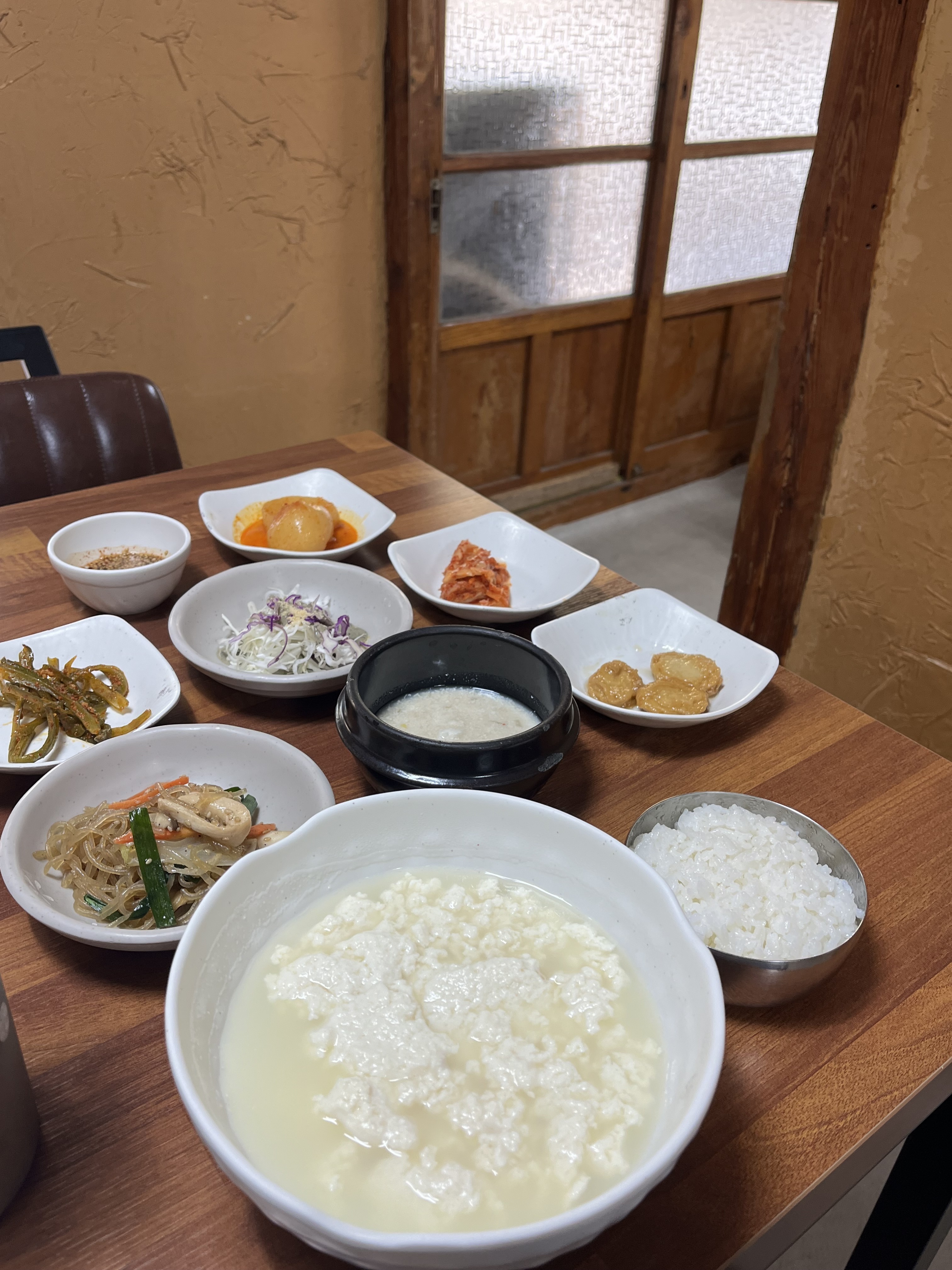 기본에 충실한 맛! 평소에도 자극적인 걸 좋아하지 않고 두부를 좋아하는데 운 좋게 강릉와서