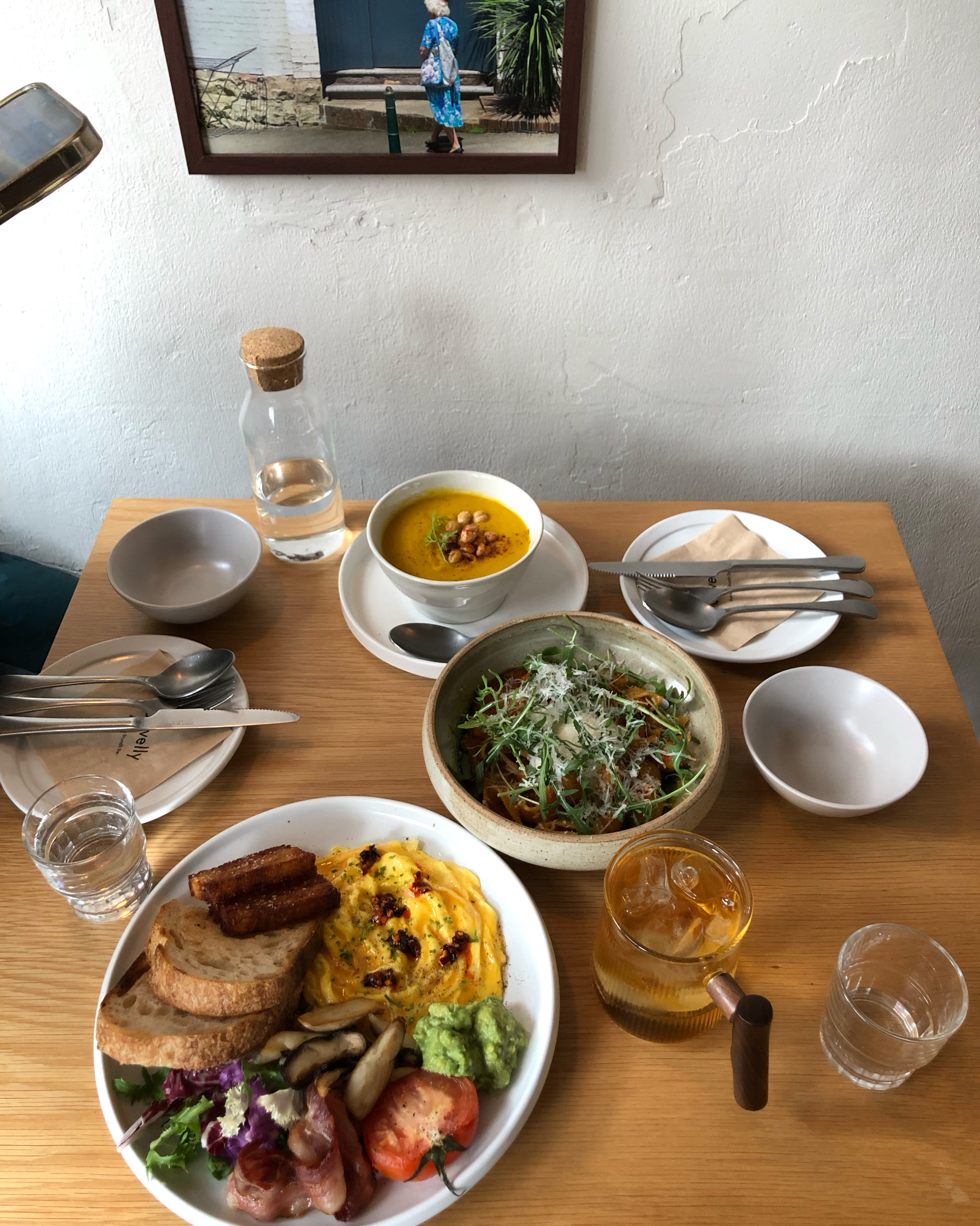 재방문입니다. 이번에는 예약 후 방문했습니다. 뭐 하나 빠지는 것 없이 맛있습니다. 믿고