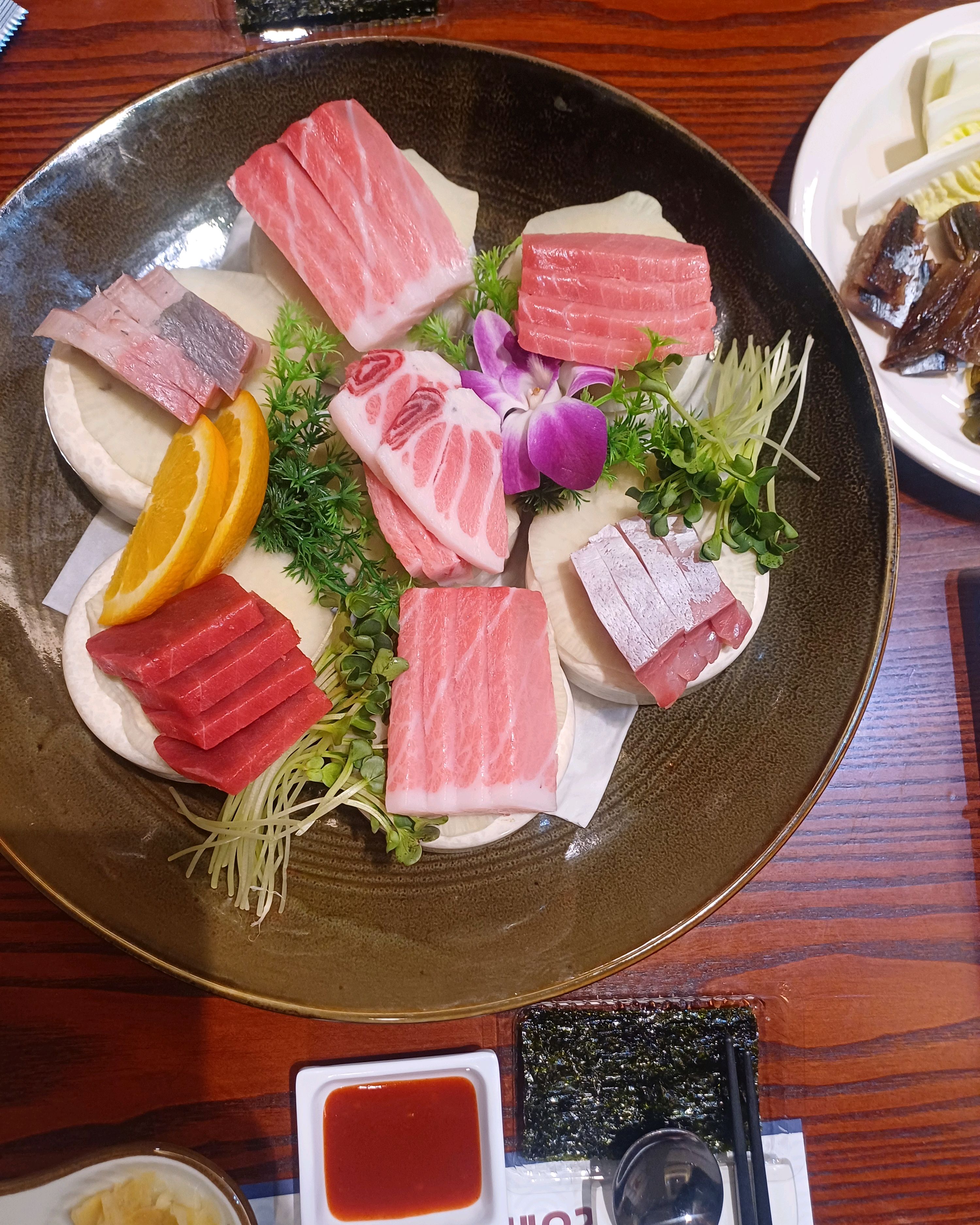 [명동 맛집 VIP참치 코리아나호텔점] 직접 가본 로컬 리뷰