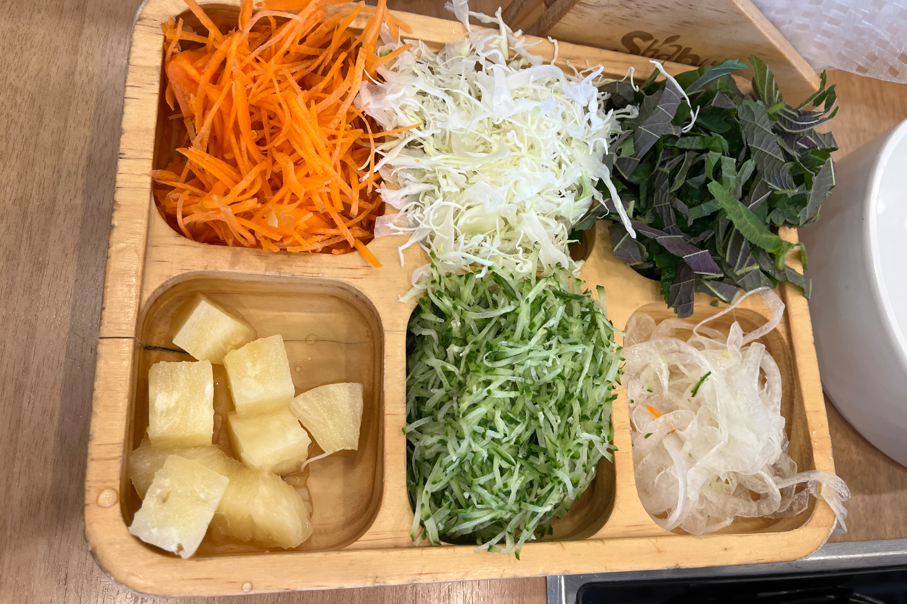 고기 무한리필이고 반찬 종류들이 다양해서 좋아요 - 울산 삼산 맛집 샤브올데이 울산삼산점