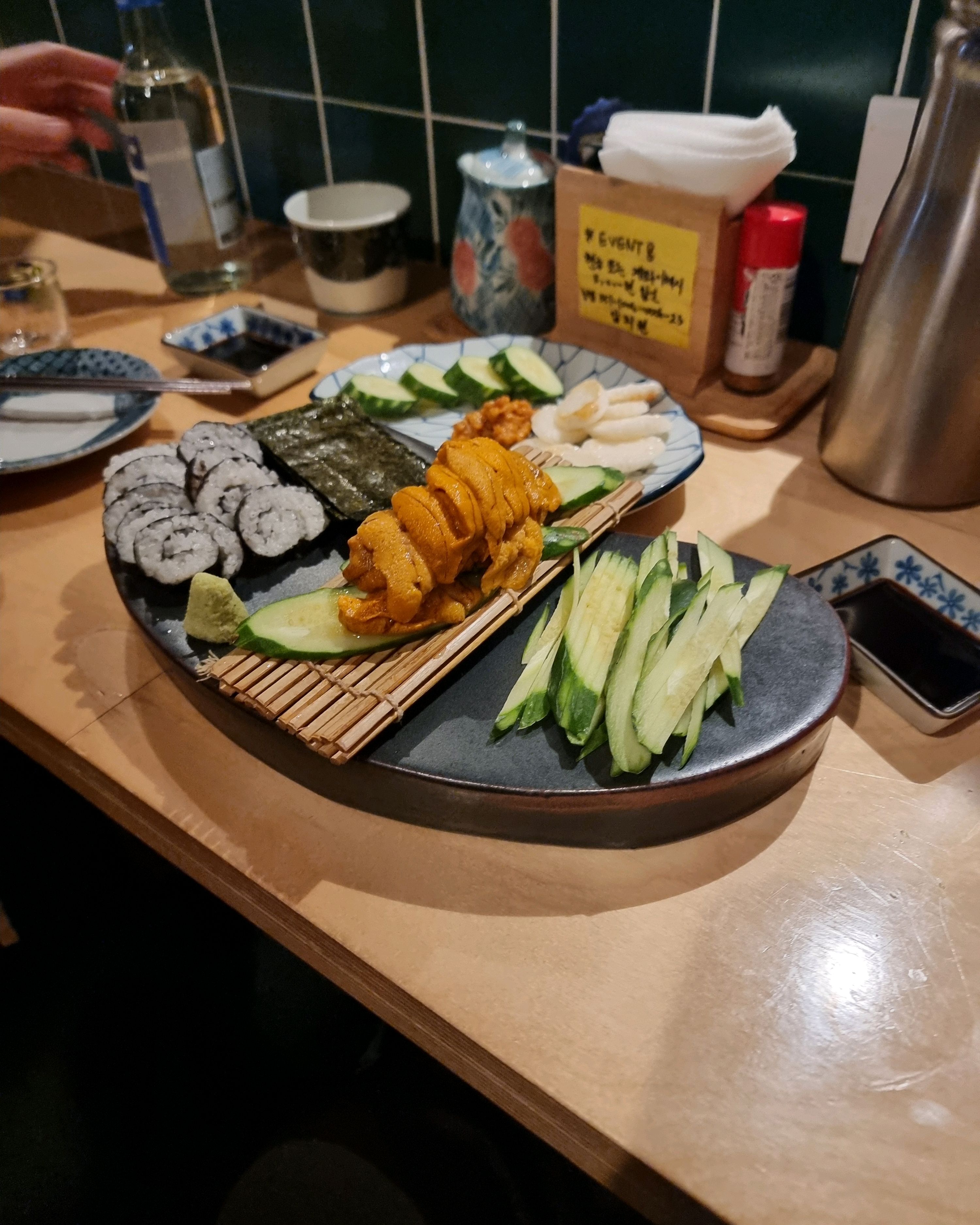 동네여서 처음가봤는데 안주좋고 좌석이 만석으로 인기많네요. - 불당동 맛집 일월육일 천안신불당점