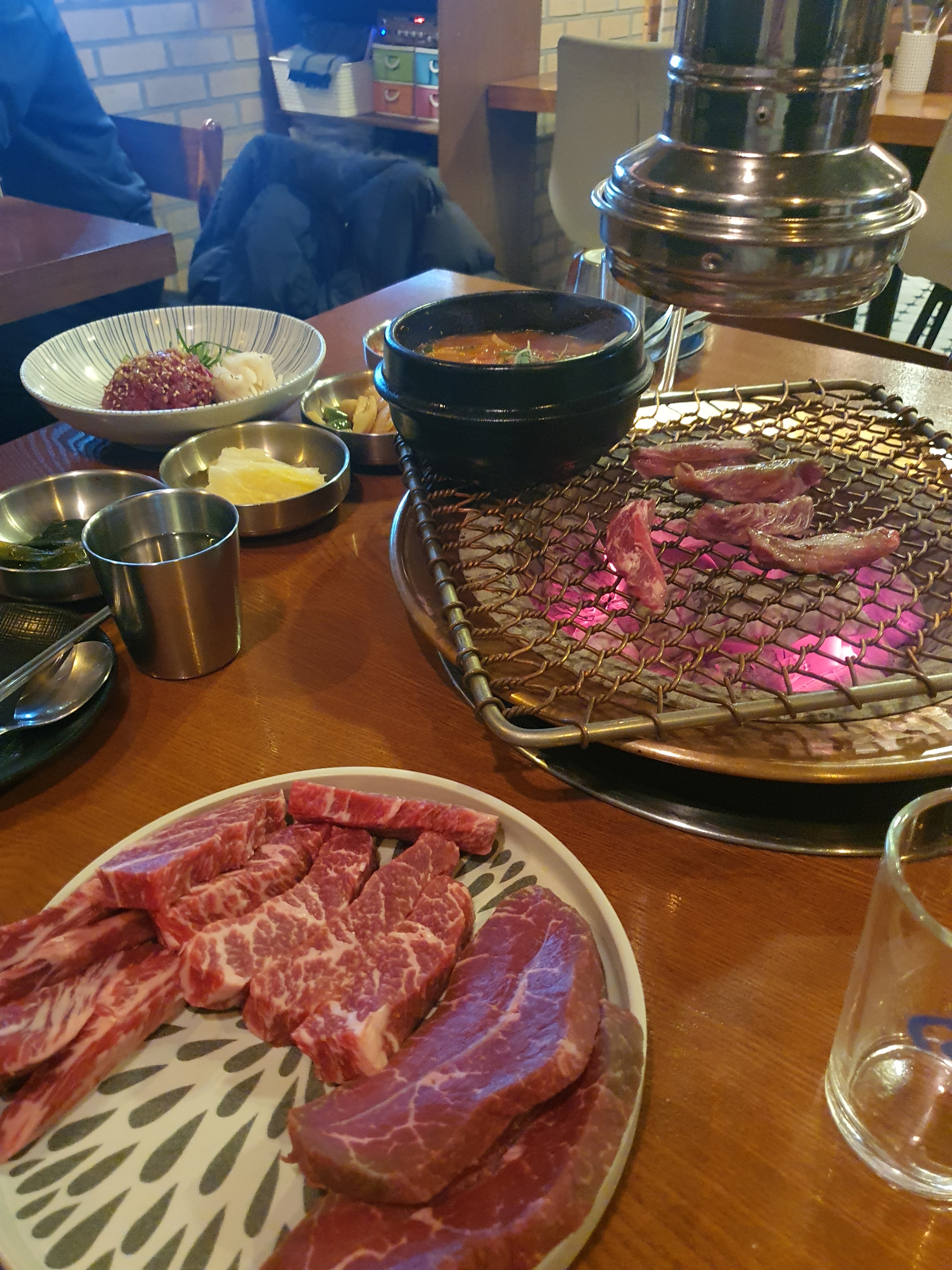 [홍대입구역 맛집 꽃살집 홍대점] 직접 가본 로컬 리뷰