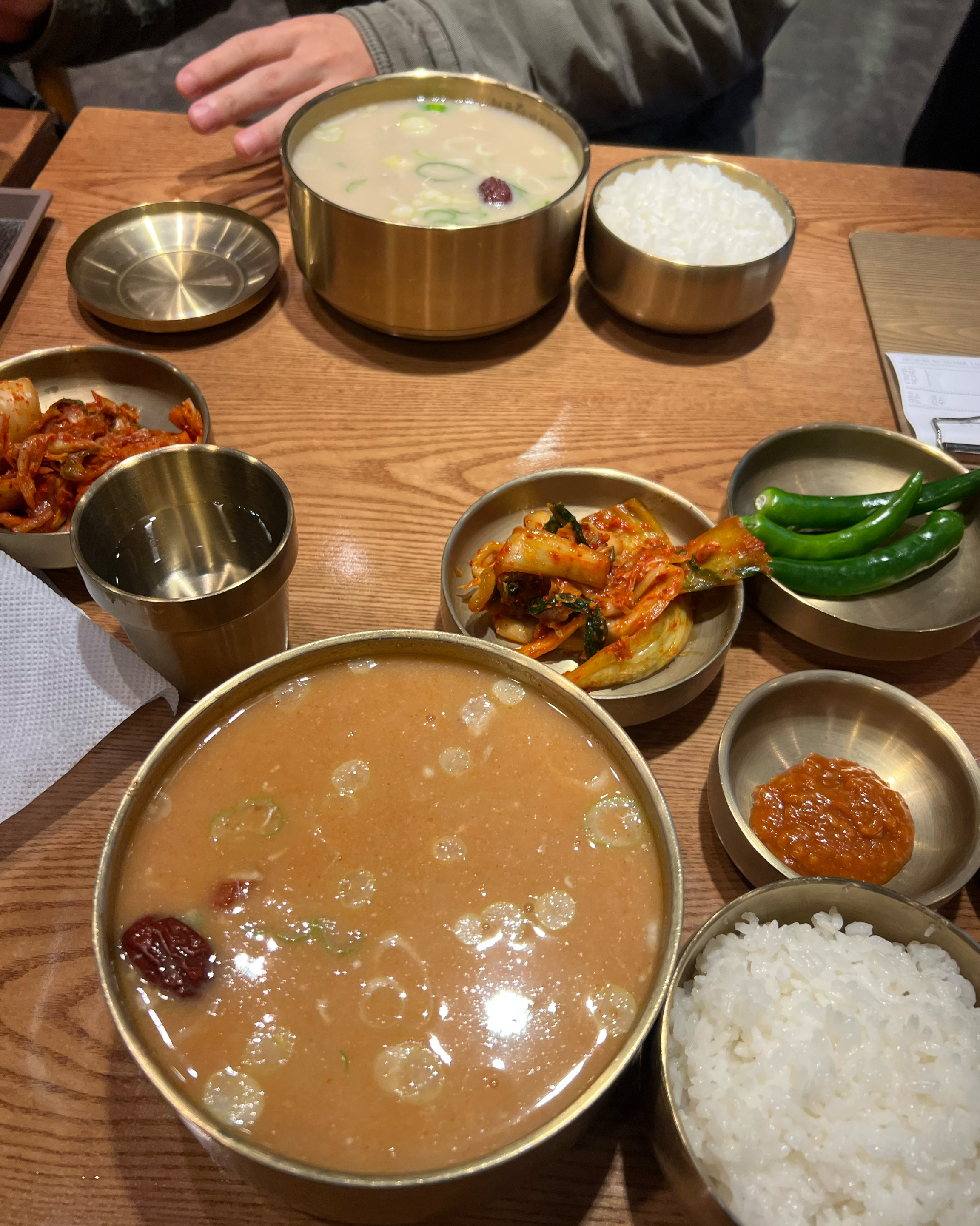부산역에 기차 타기 전에 넘 좋네요!!! - 부산역 맛집 현풍닭칼국수 부산역점