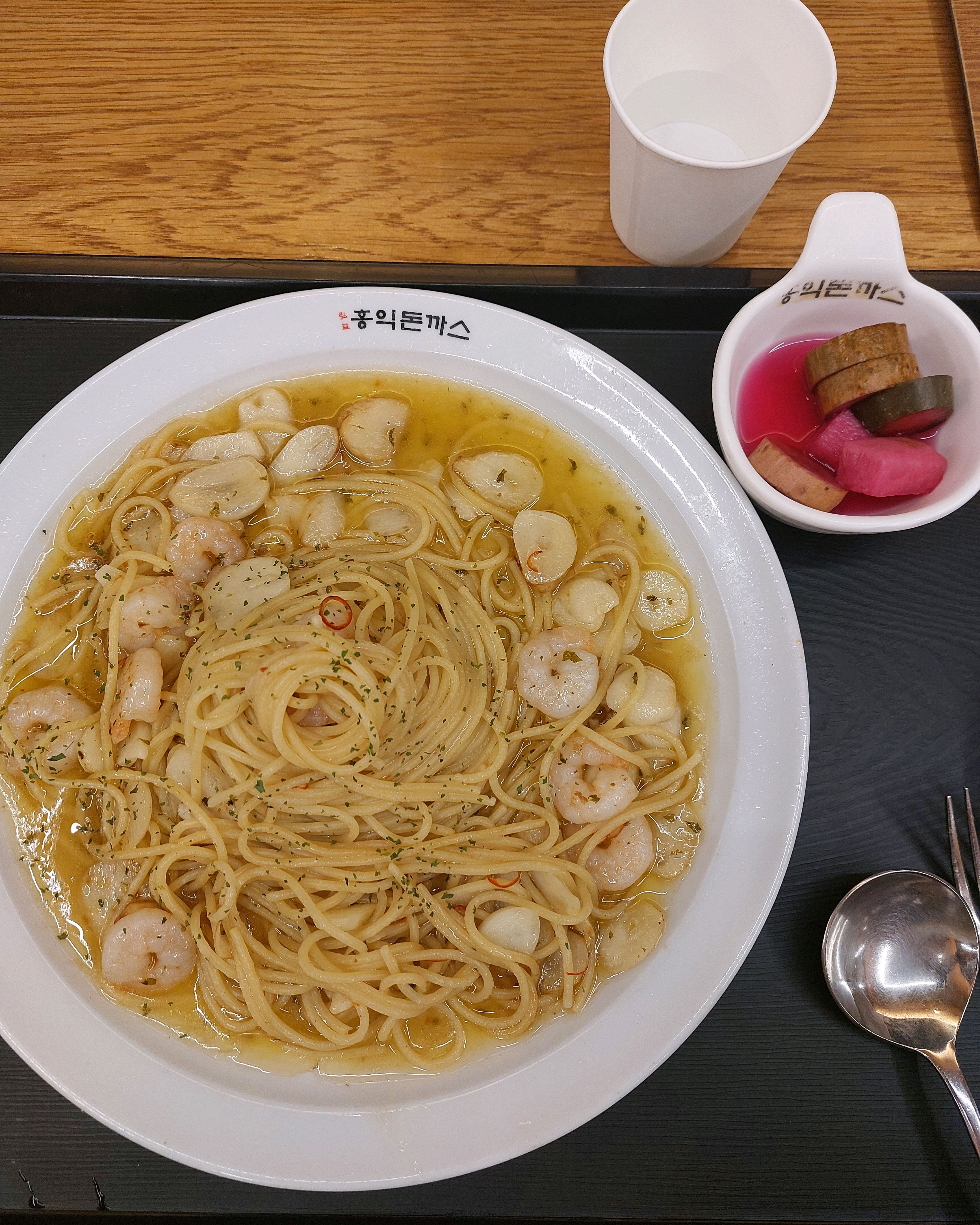 알리오올리오 새우살 스파게티 13500원 - 회기역 맛집 홍익돈까스 회기역점