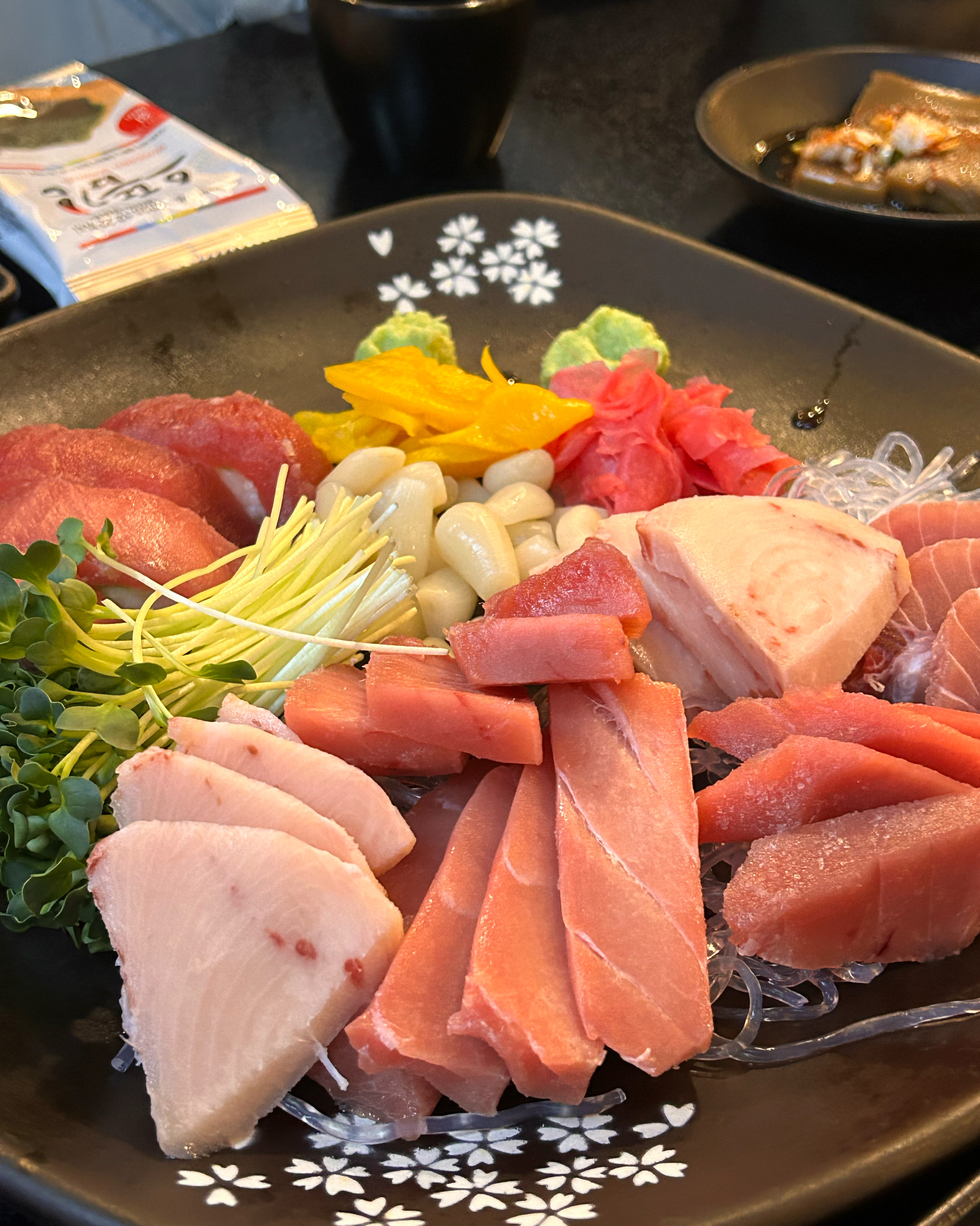 점심에 참치집을 방문하는 사람이 많아서 놀랐어요 - 안양 맛집 아띠참치