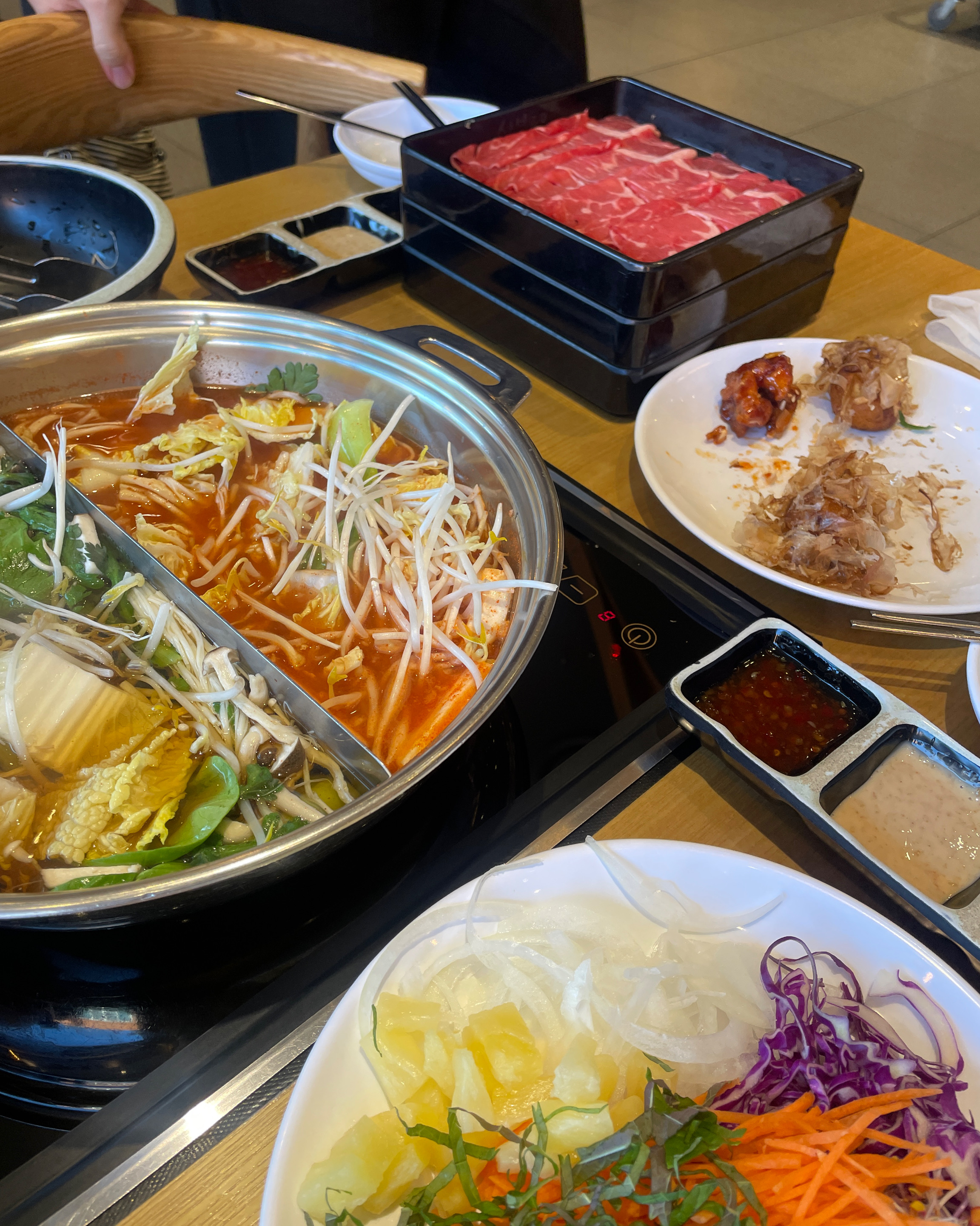 이벤트 날에 방문해서 저렴하게 배부르게 - 부산 화명동 맛집 샤브20 부산화명점