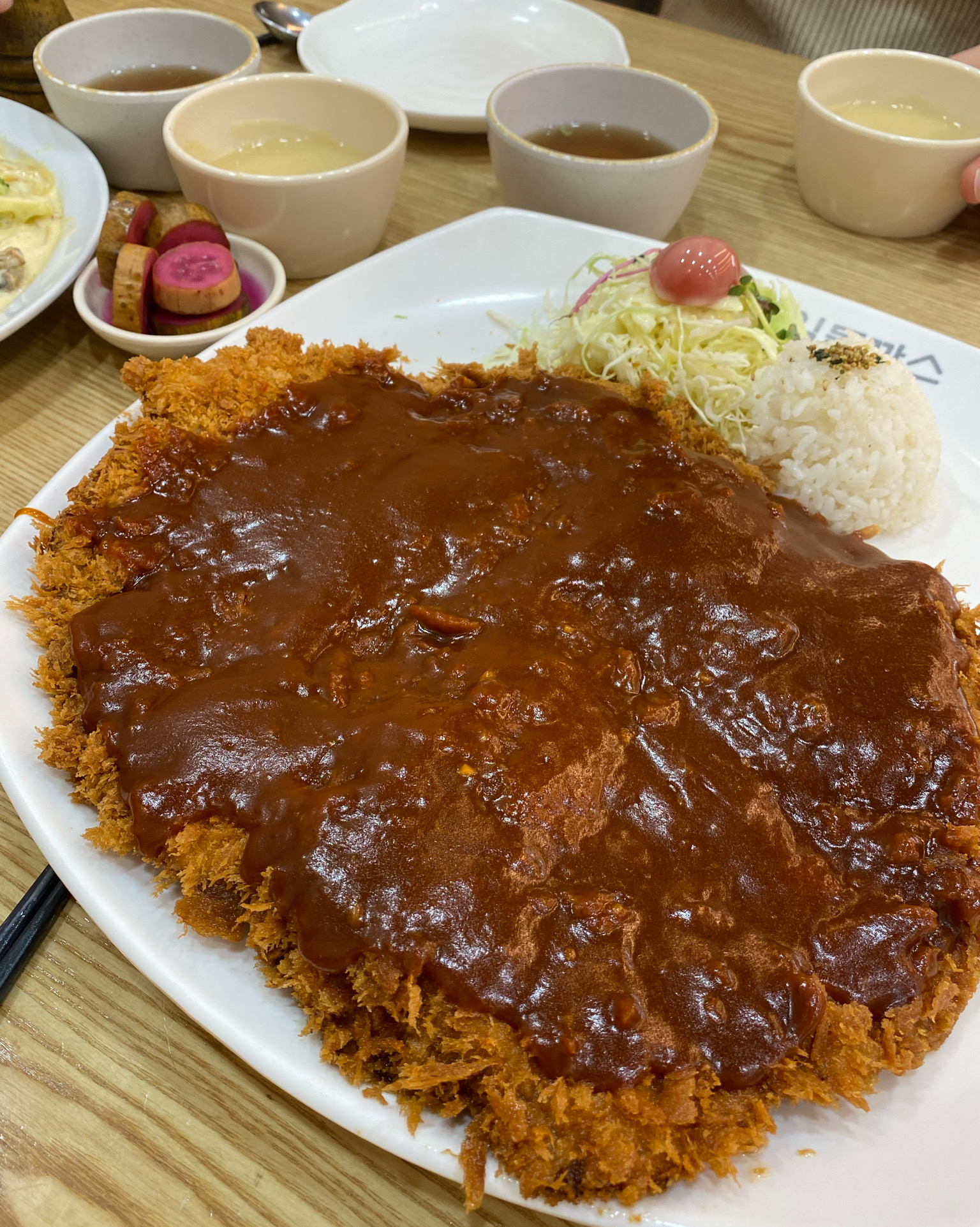 돈가스 부드럽고 너무 맛나요 - 내포 맛집 홍익돈까스 홍성내포점