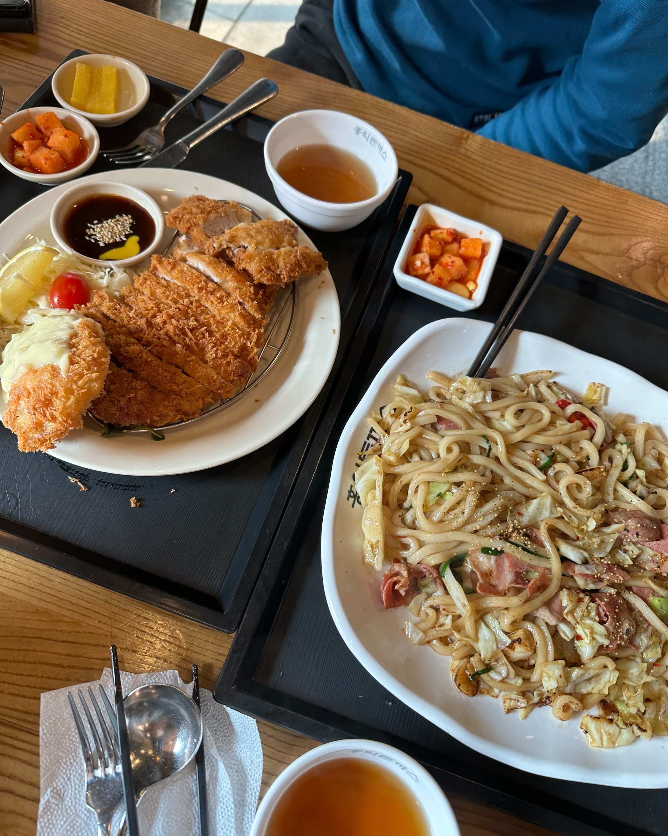 오랜만에 방문했는데 맛나게 잘 먹었습니다 - 복현오거리 맛집 홍익돈까스 대구복현점