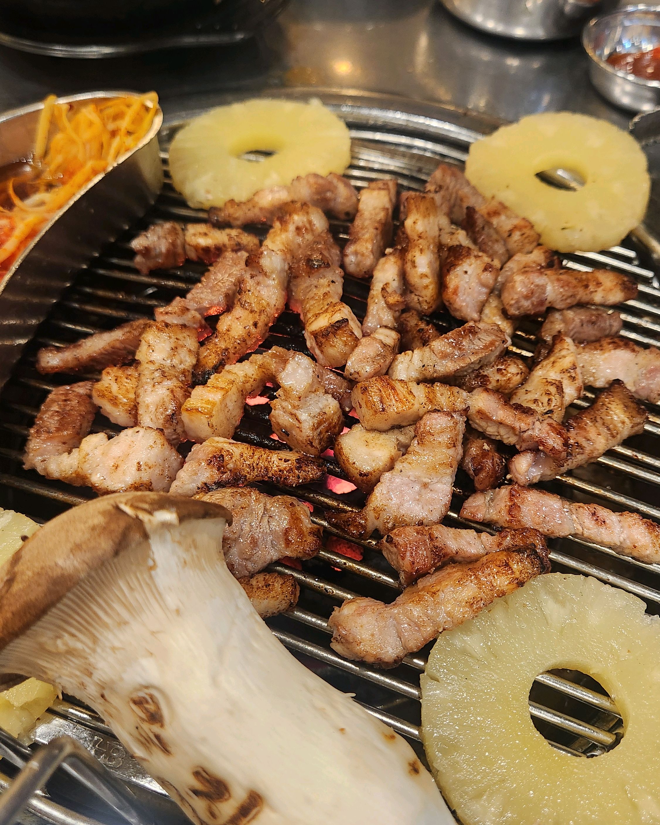 고기먹고싶을때는 무조건 을지로옵니다 - 인천 맛집 을지로연탄구이 본점