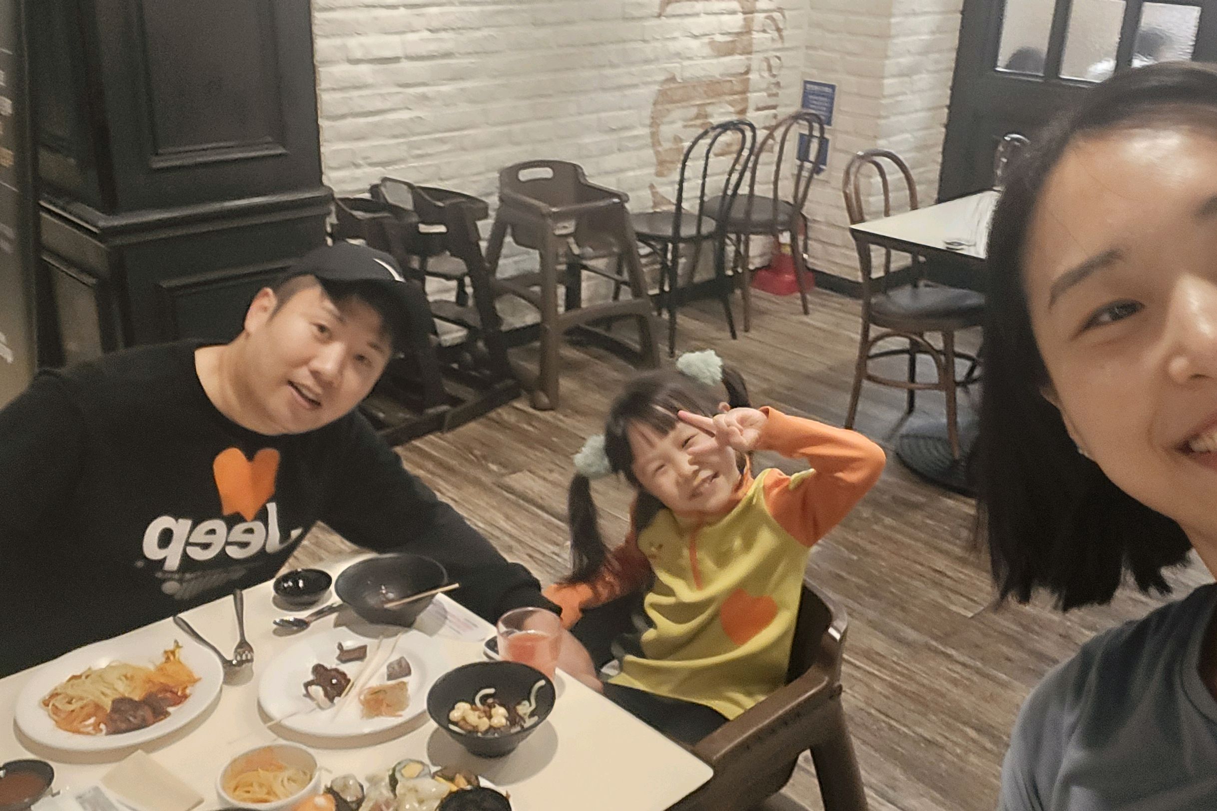 제 생일겸 왔는데 음식도 깔끔하고 매장도 넓어서 너무 좋네용♡♡ - 청라 맛집 애슐리퀸즈 홈플러스 인천청라점