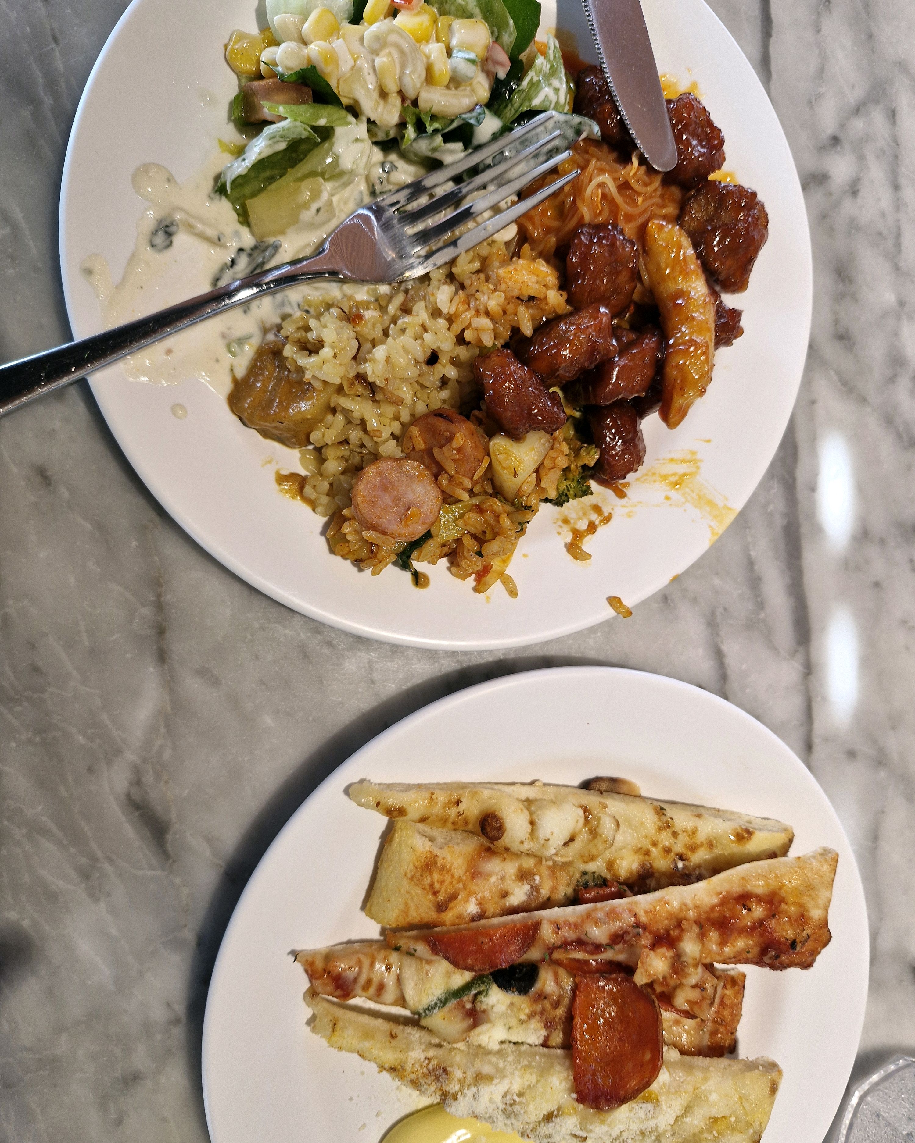 피자2조각 먹으니깐 배불러요... - 성남동 맛집 피자몰 울산점
