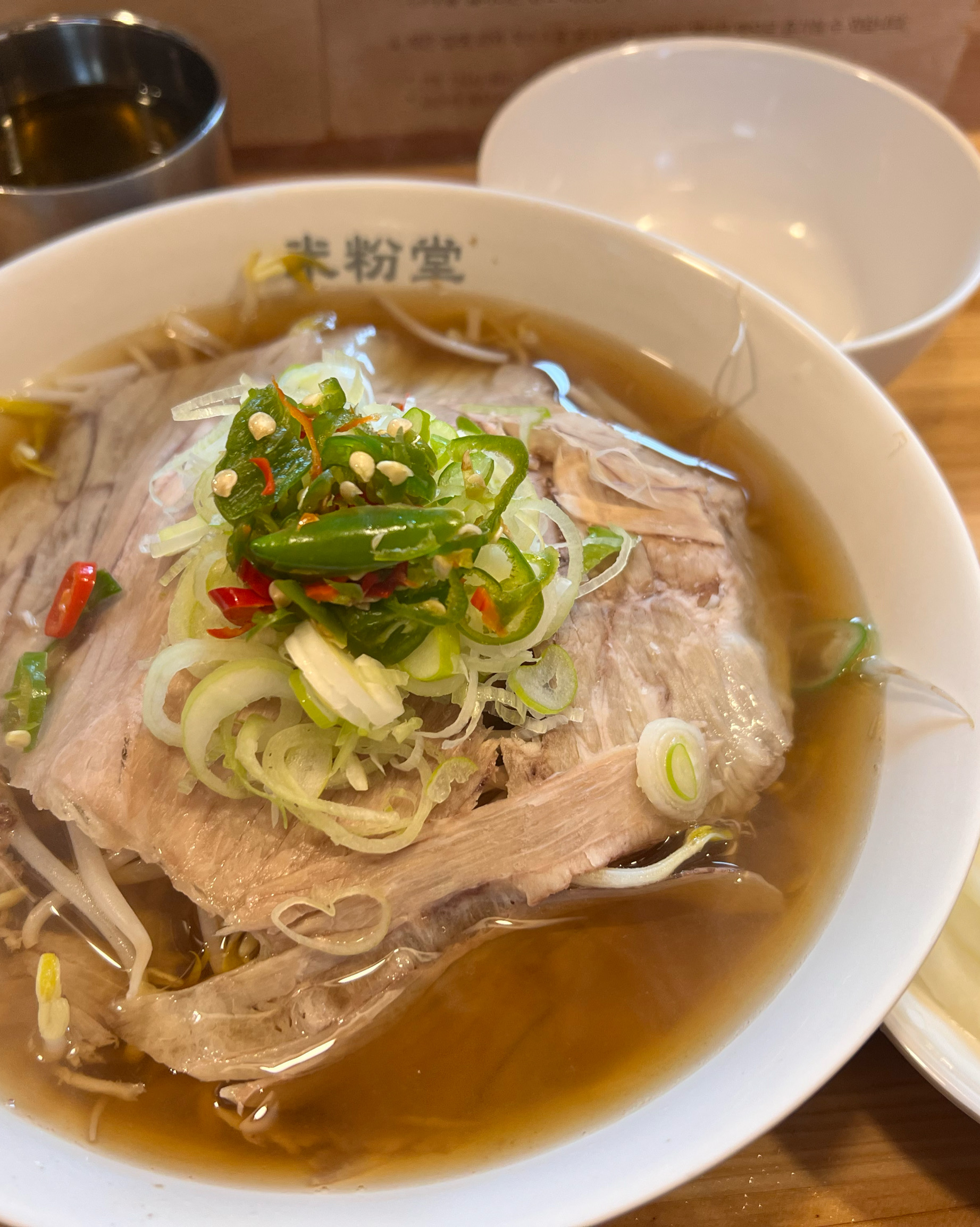 맛있고 신선한데 직원분 ...너무친절.... 감동... 진짜최고예여ㅜㅜ 일없을땐 좀 쉬셨으