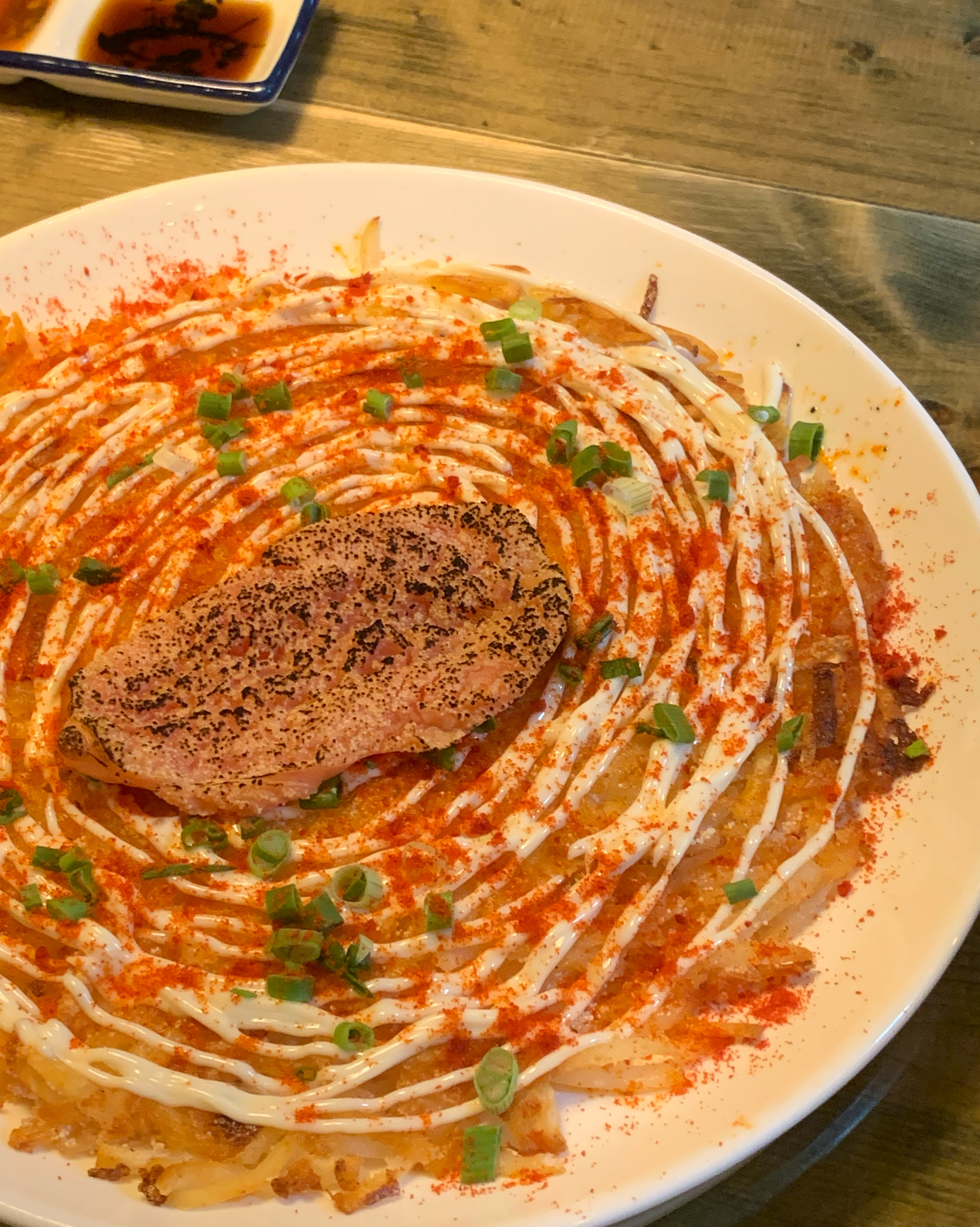 일본 감성 느낌 뿜뿜하고 스키야키 계란에 찍어먹으니 너무 고소하고 국물도 자작하니 푸짐하고