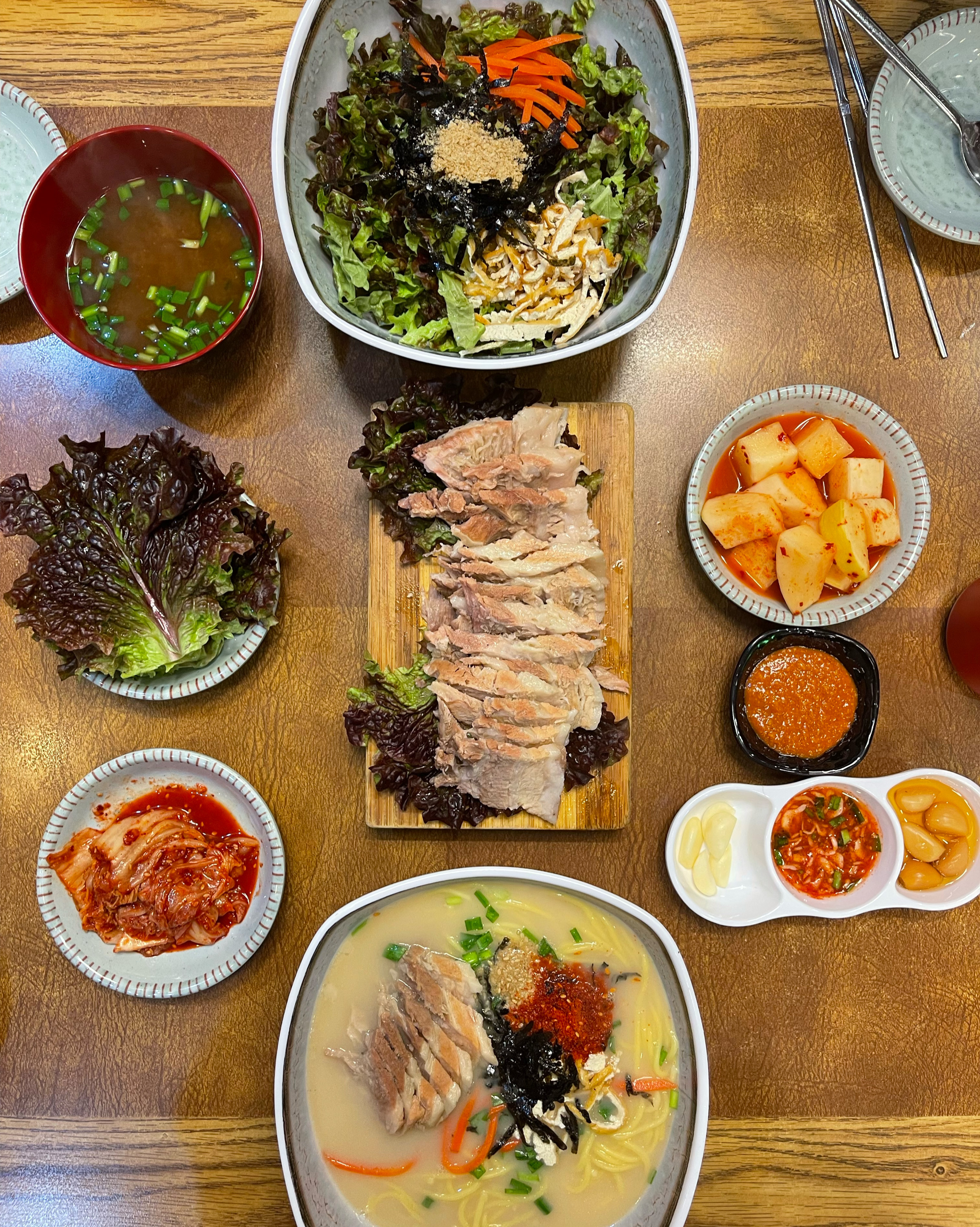 지인 추천으로 비행기 내리자 마자 오픈 시간 맞춰서 방문했습니다! 덕분에 여행 첫날 부터