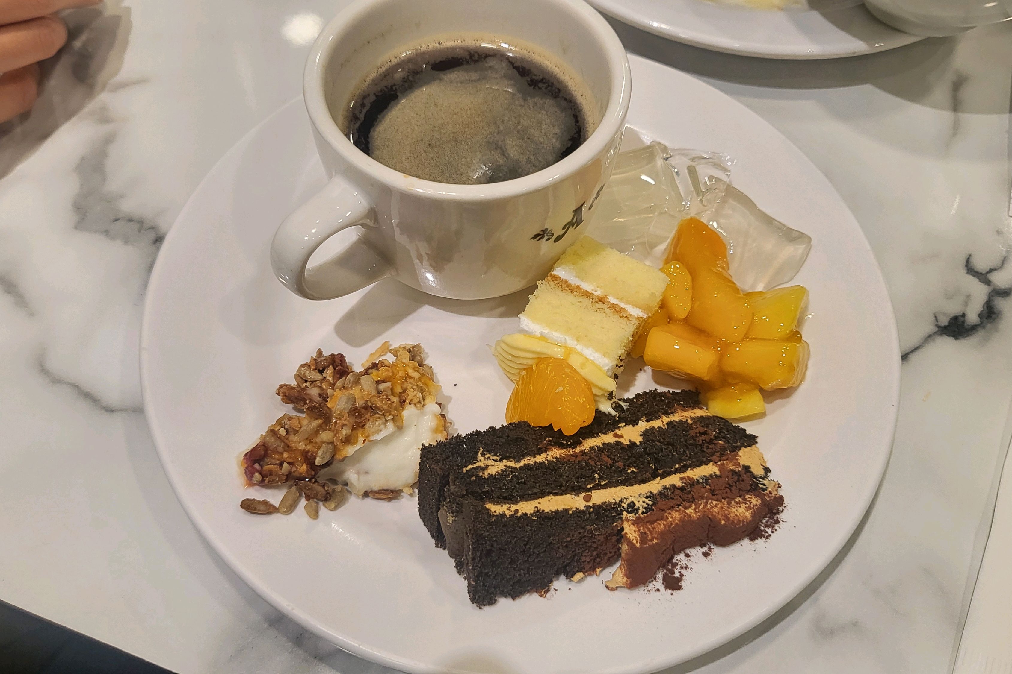 보너스 받은 기념으로 가족 외식했어요♡ - 동탄 타임테라스 맛집 애슐리퀸즈 타임테라스 동탄점