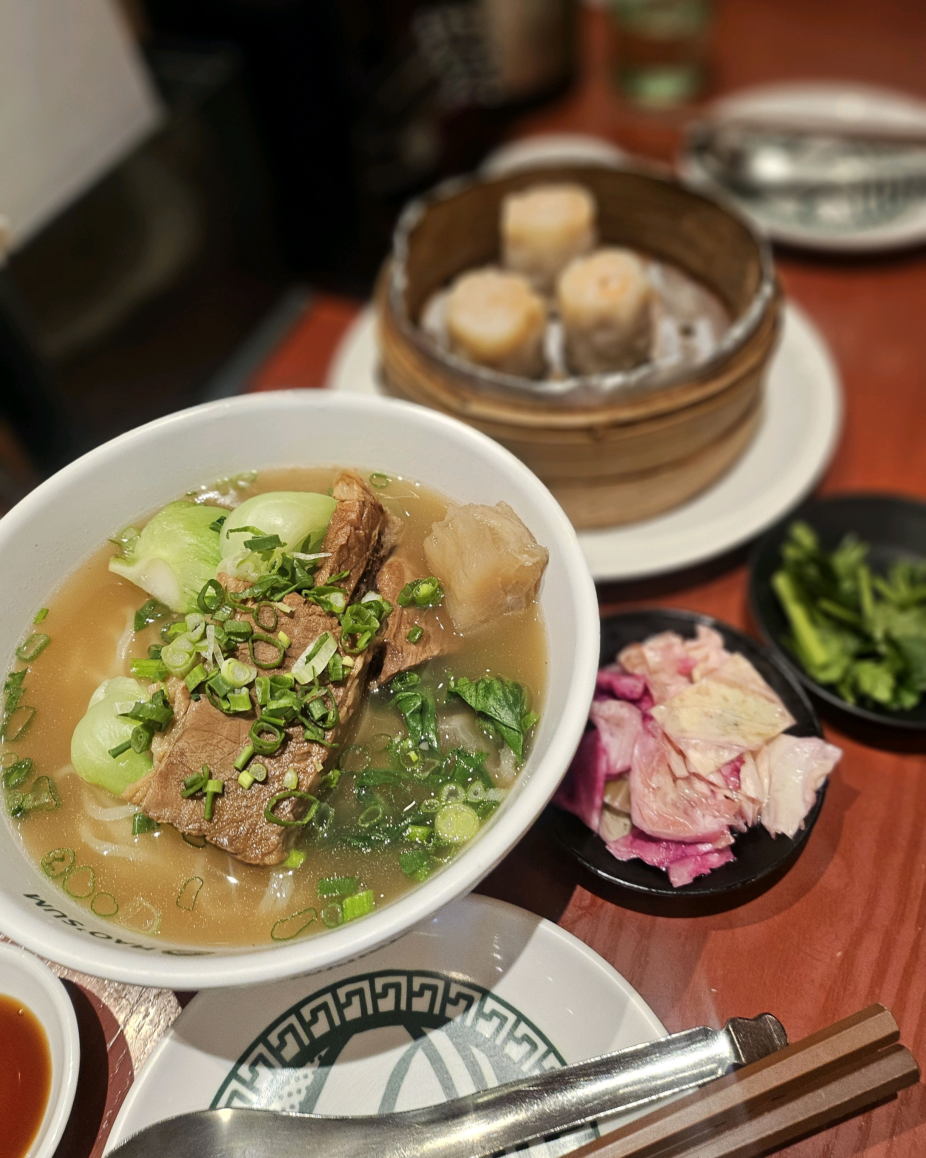 [여의도 맛집 호우섬 더현대서울점] 직접 가본 로컬 리뷰