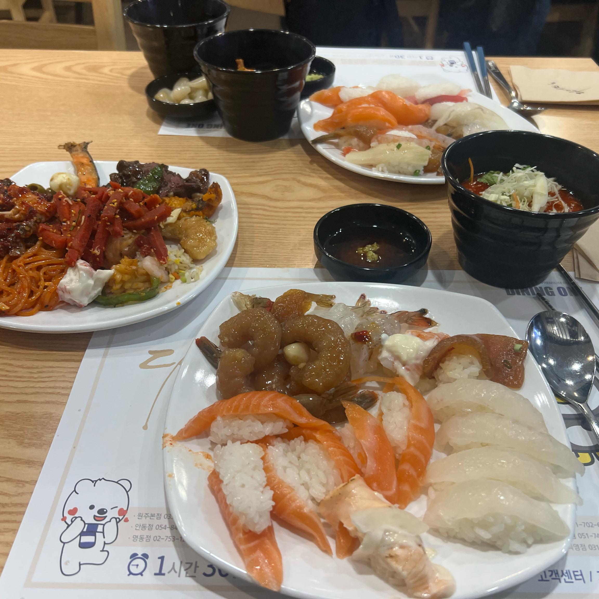 매장도 넓고 음식가짓수도많고 퀄리티도 좋네요! - 상동역 맛집 다이닝원 부천상동점