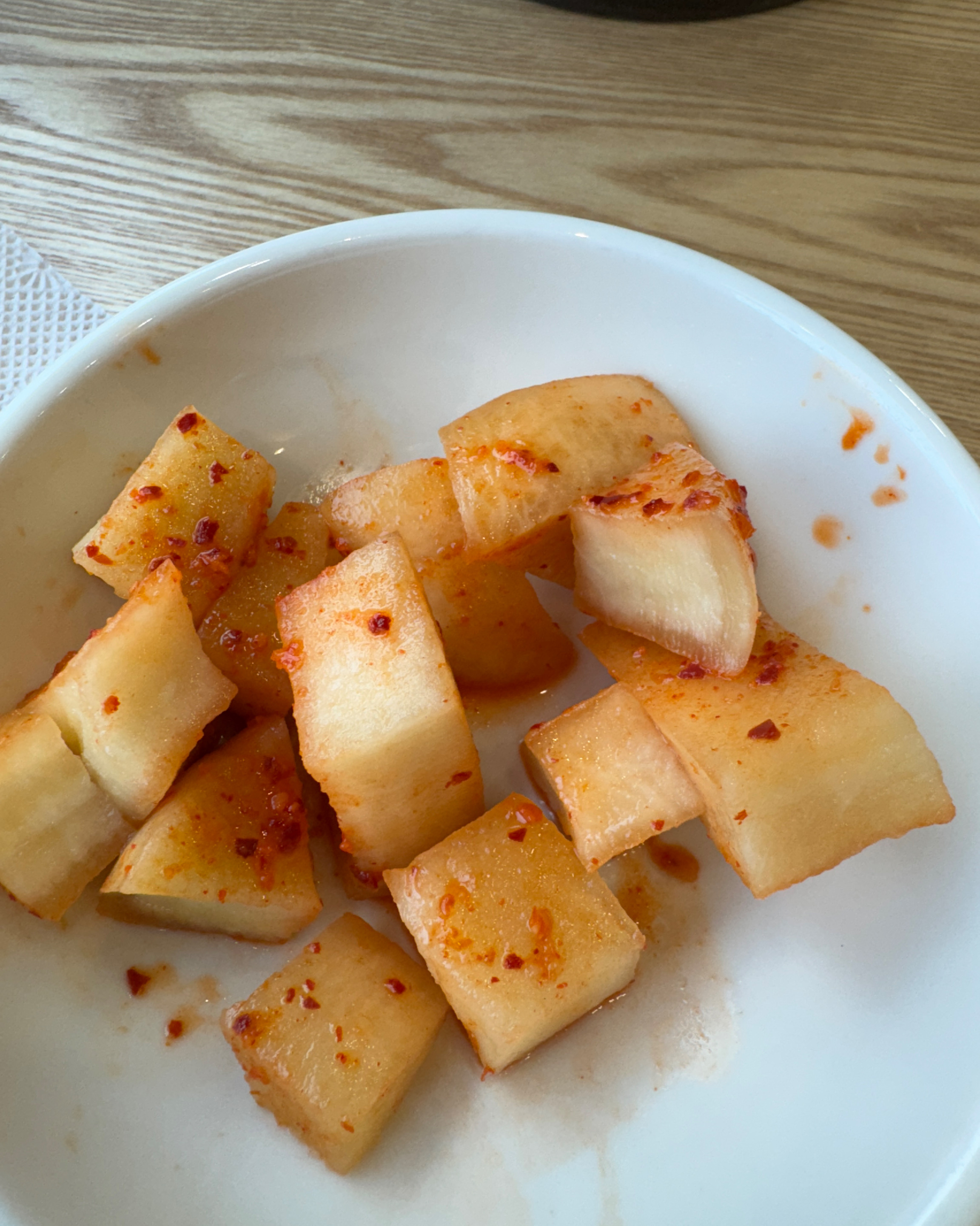 여행 중에 들려서 먹었는데 너무 너무 맛있어요. 서울에 설렁탕집보다 국물도 찐 하고 무엇보