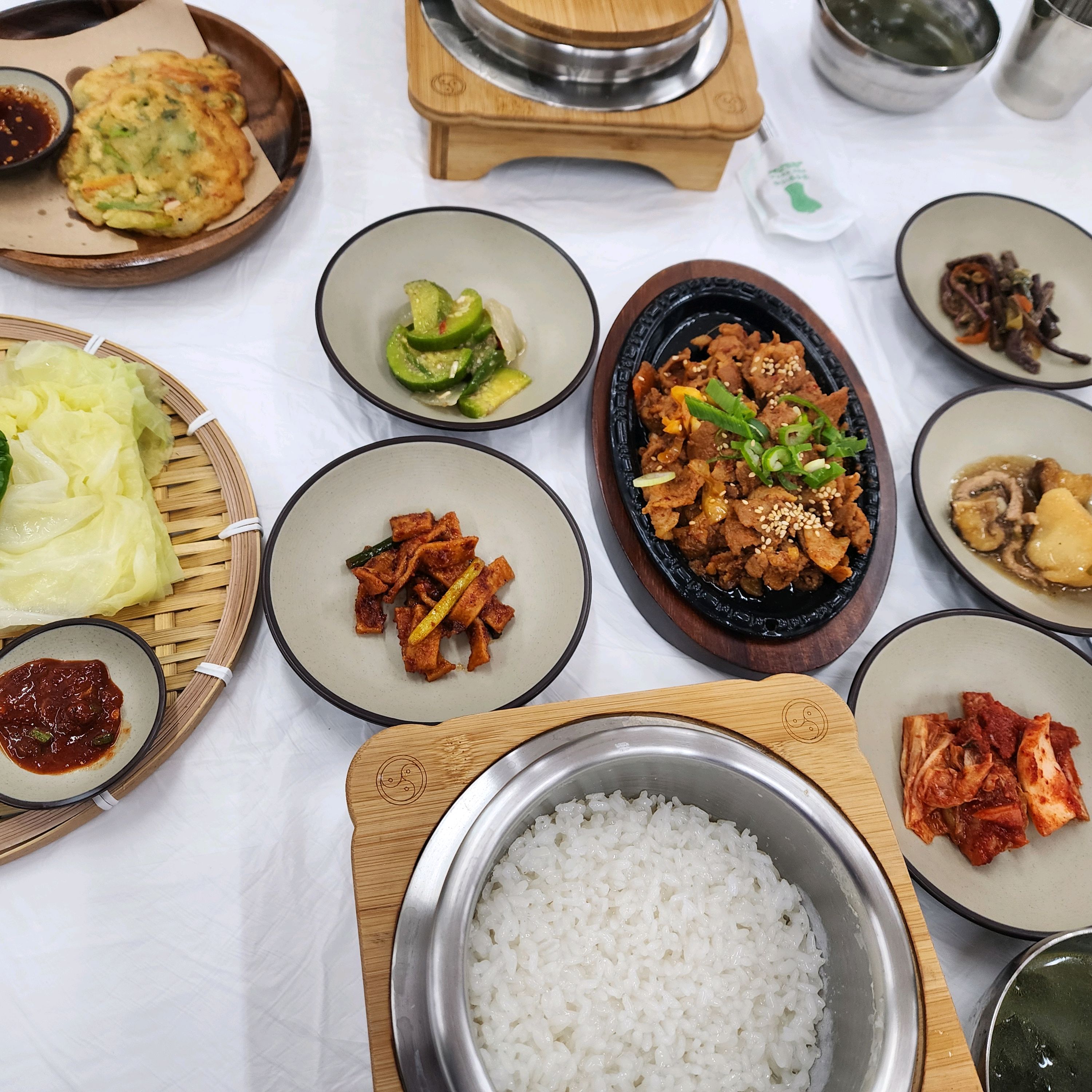 둘이 방문하였는데 옥돔을 4마리나 주심 - 제주 맛집 곤밥이 함덕점