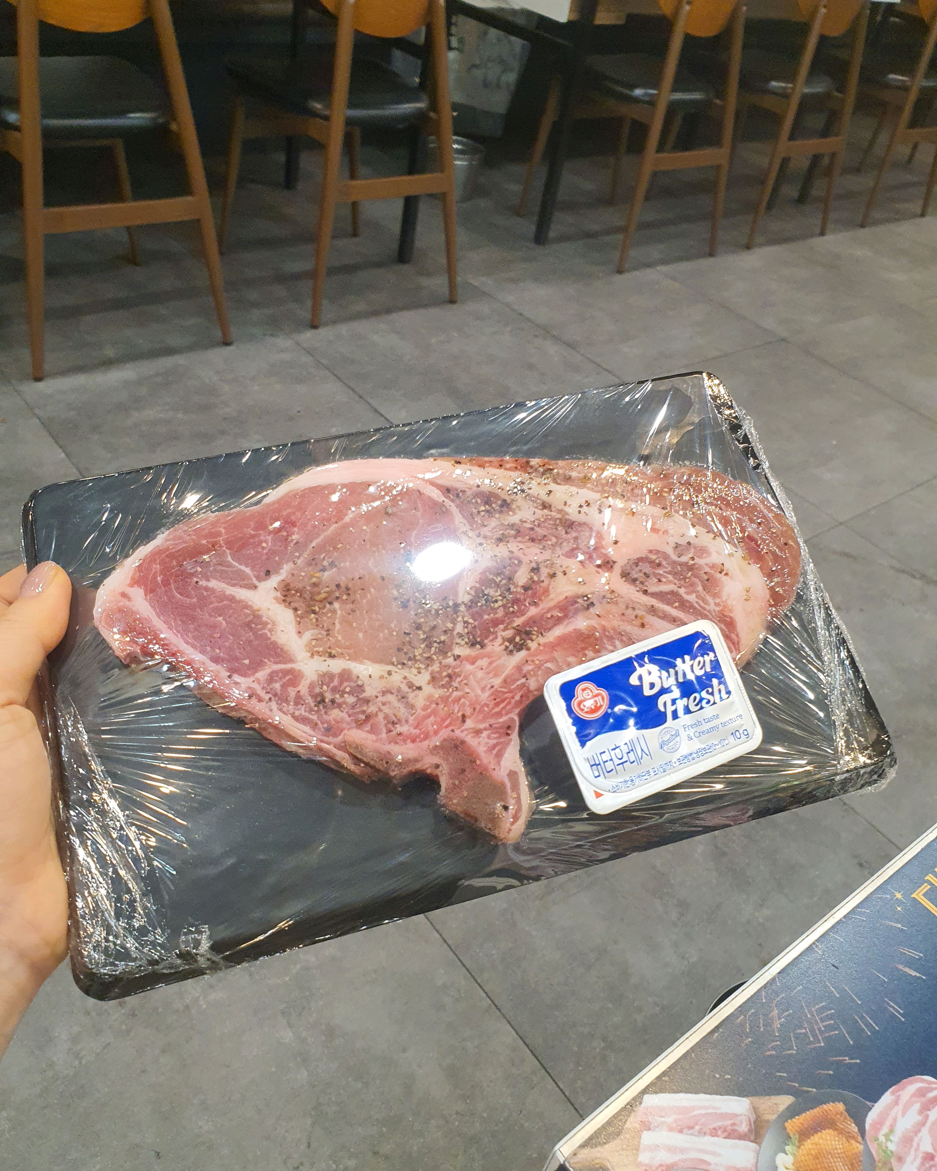 리뉴얼되고나서 고기맛이 좋아졌다고해서 다녀와봤어요~ - 일산역 맛집 명륜진사갈비 일산 일산역점