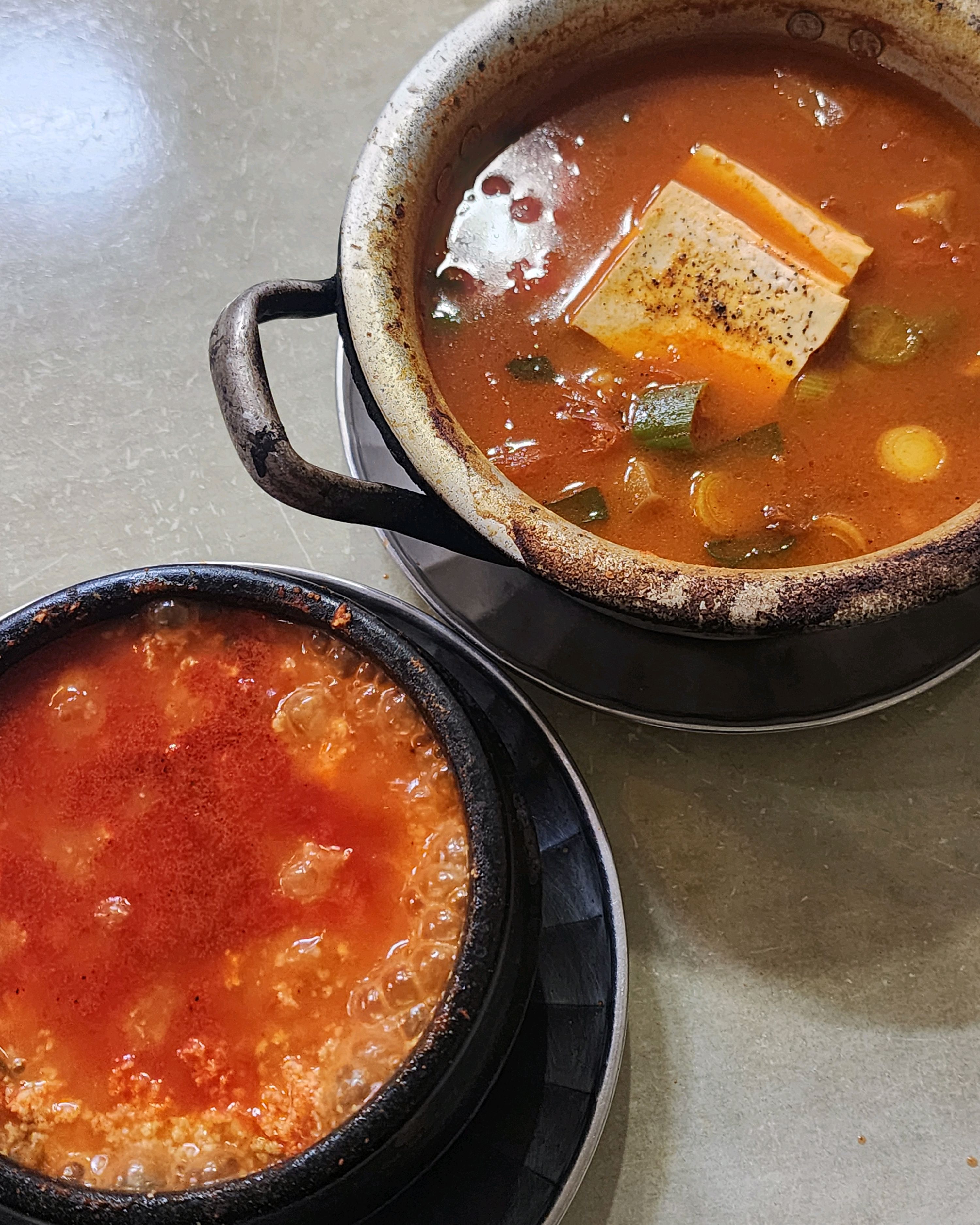 작년 여름에 방문했을 때 대기가 길어서 못먹었어서 이번 여행엔 오픈 시간 전에 대기해서 1