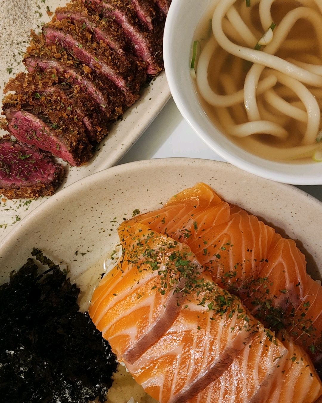 연휴에도 가족이 모두 연어덮밥과 규카츠 맛있게 먹고 갑니다! - 인천 맛집 소연옥 인천부평점