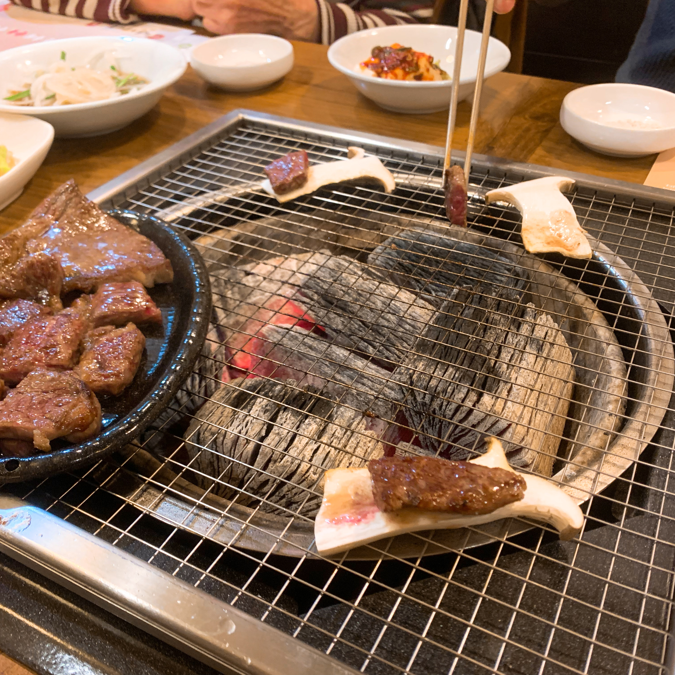 [홍대입구역 맛집 안동한우마을] 직접 가본 로컬 리뷰