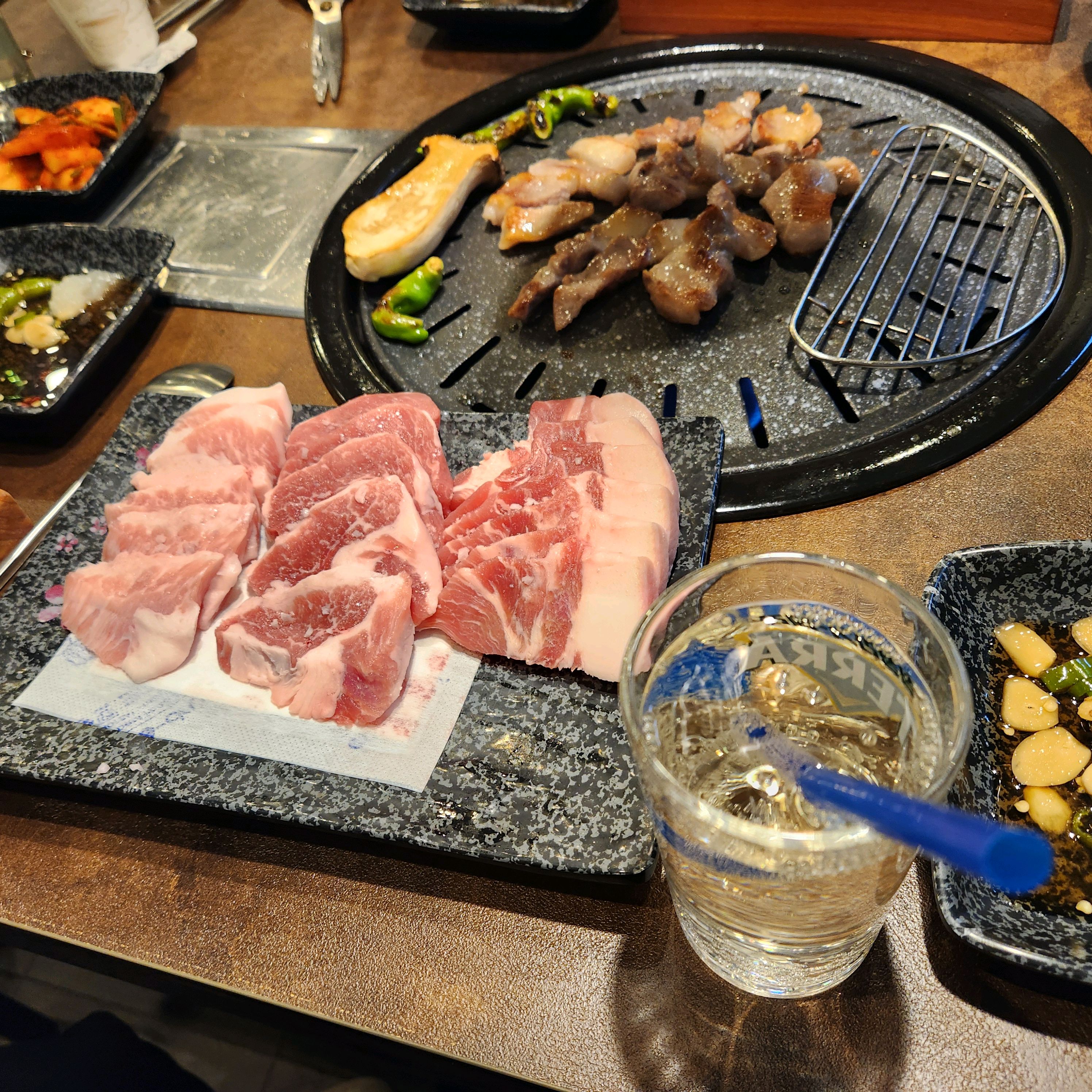오 고기질이 아주 좋아요. 식감이 살아있어요 사장님 굉장히 친절하십니다. 다음에 또 오겠습