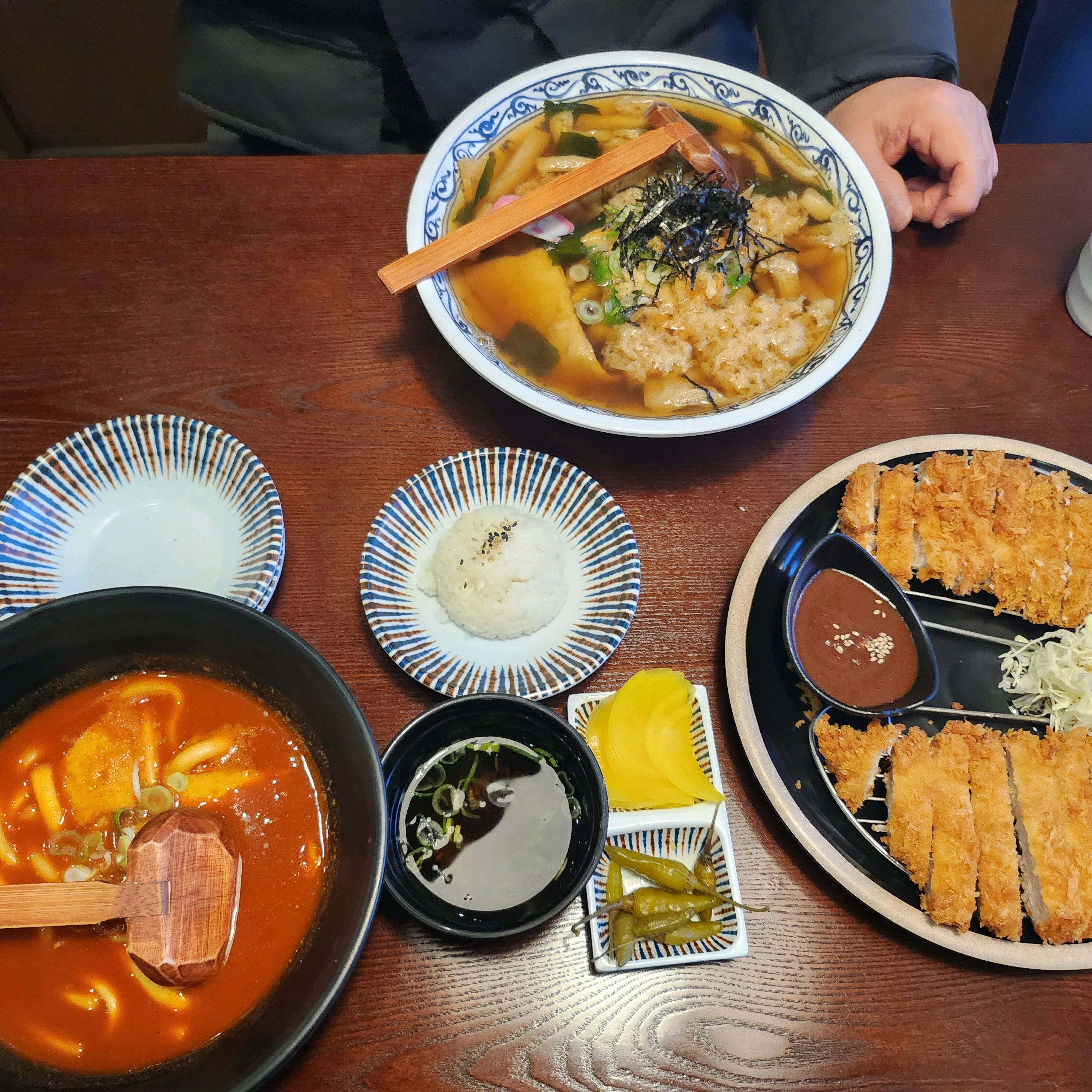 일산에 왔다가 남편이 소바를 좋아해서 온소바랑 돈까스, 떡볶이를 주문해서 - 애니골 맛집 삼동소바 일산동구점