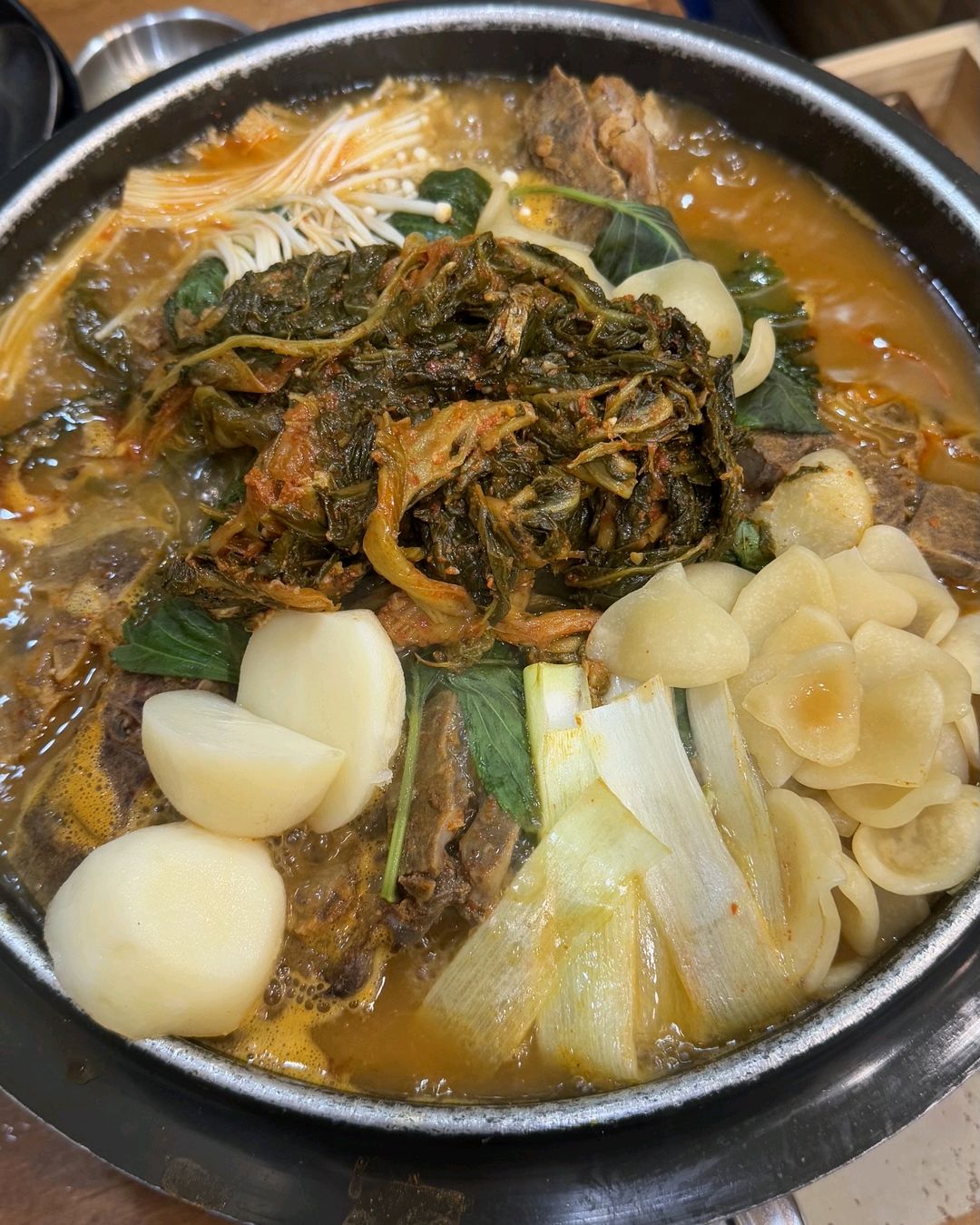 [명동 맛집 신동궁감자탕 명동직영점] 직접 가본 로컬 리뷰