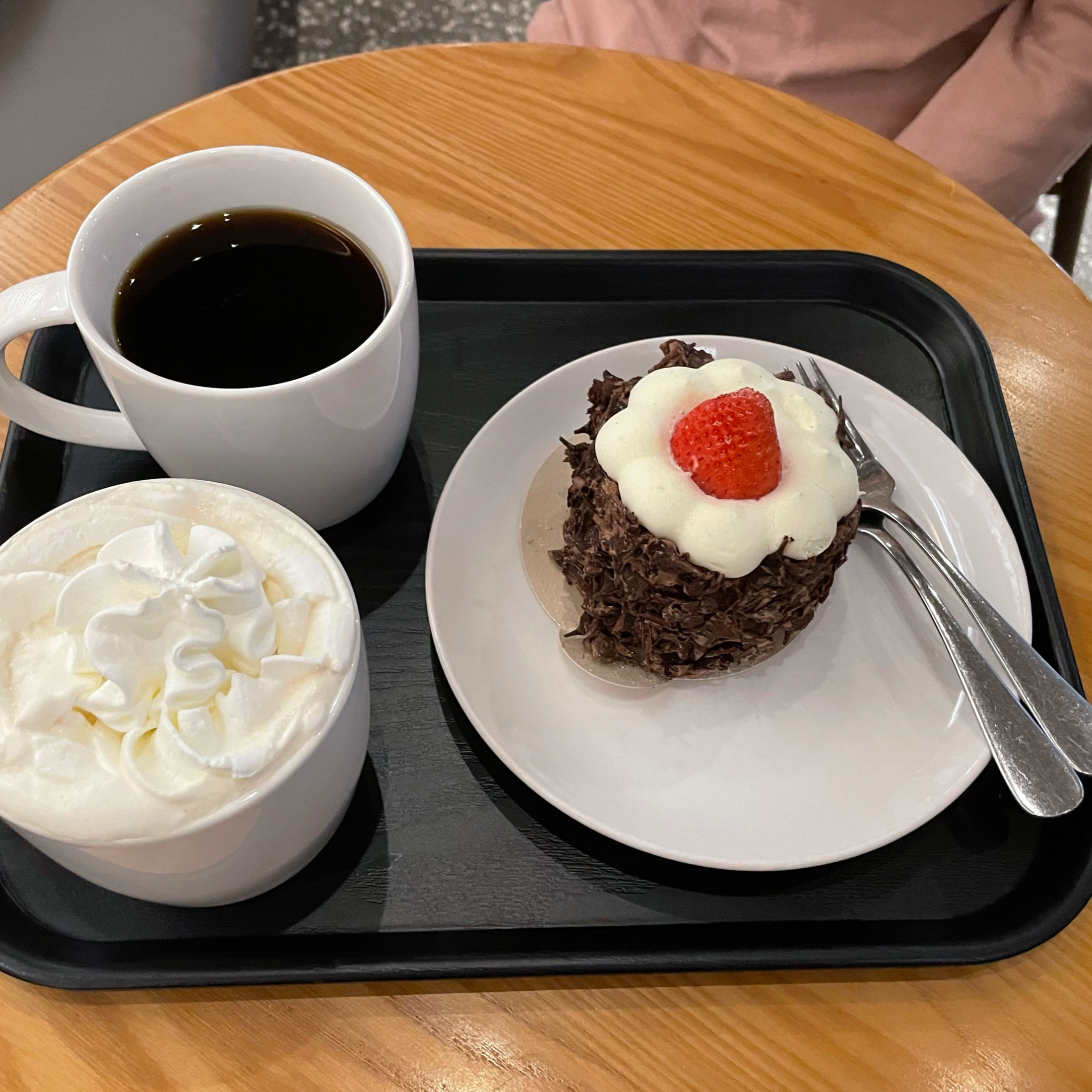 [경리단길 맛집 스타벅스 경리단길점] 직접 가본 로컬 리뷰