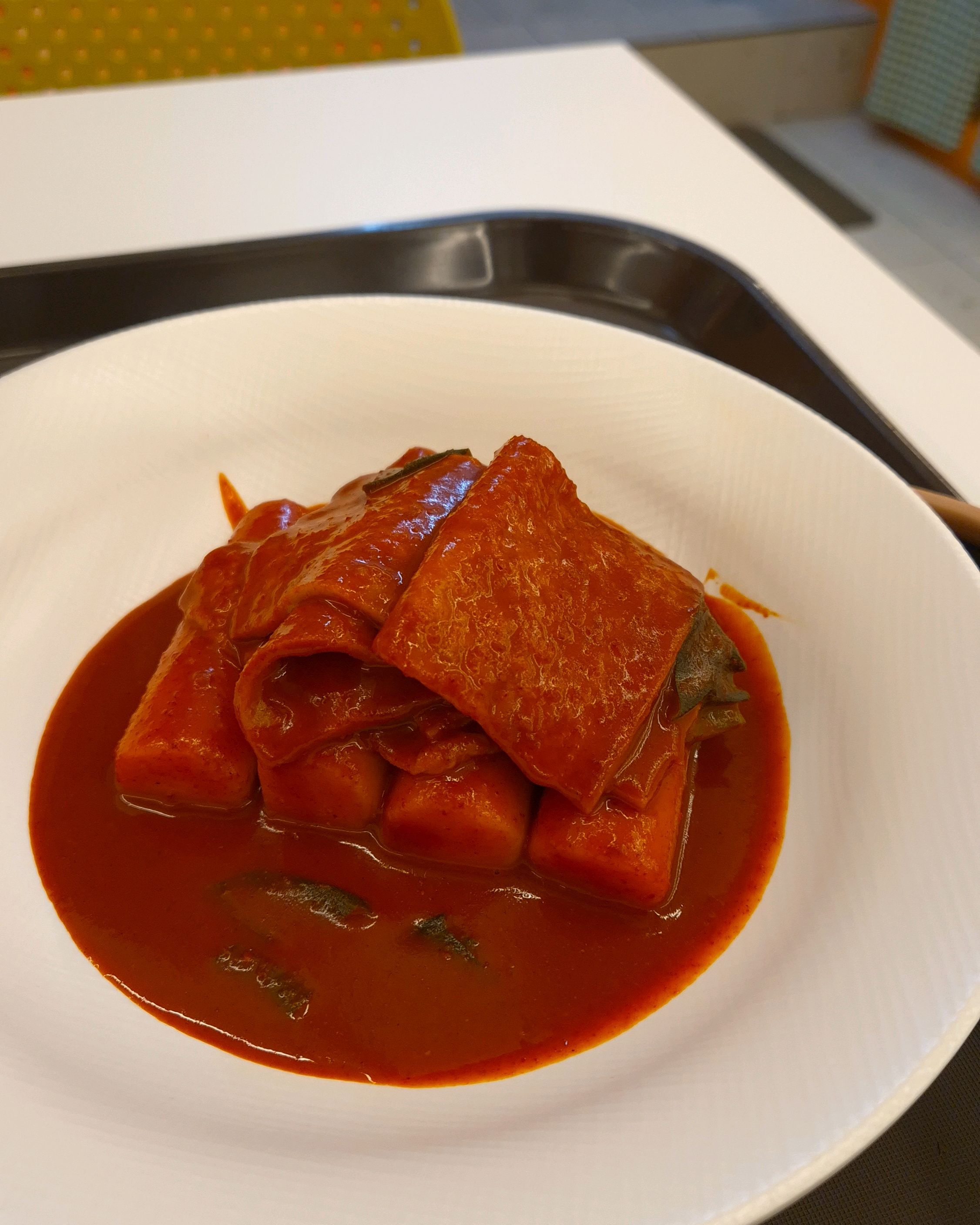 1인 식사 하시면 떡볶이, 순대튀김, 오징어튀김, 계란튀김 추천합니다! - 부산역 맛집 분식당