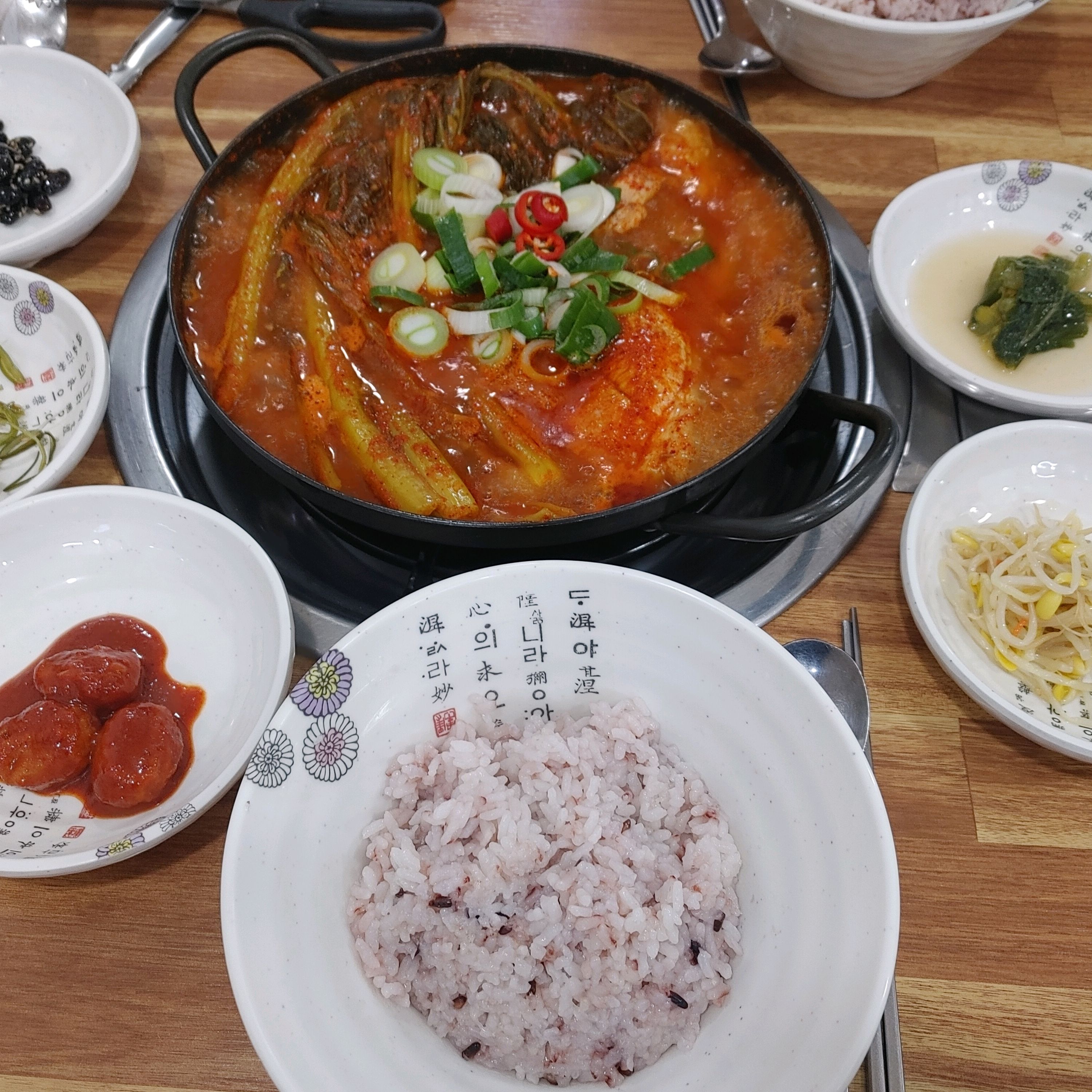 [여수 맛집 윤심이네실비집] 직접 가본 로컬 리뷰