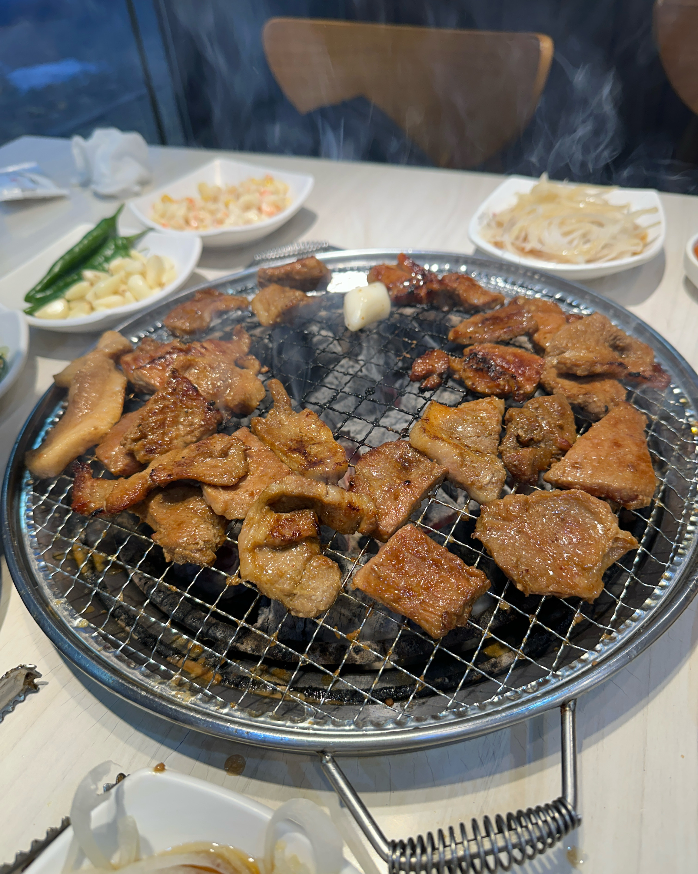 여기는 양념구이보다 삼겹이 좋네요. - 답십리역 맛집 명륜진사갈비 서울용답점