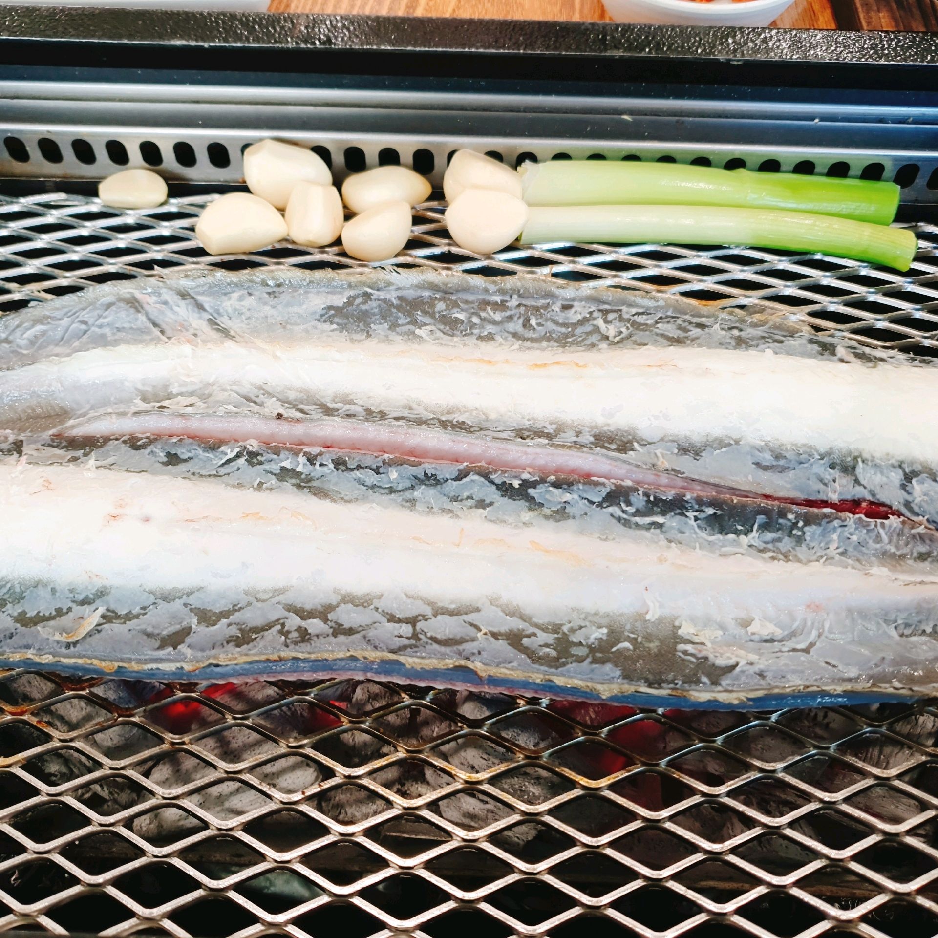 장어가 부드럽고 맛있네요 - 홍대 맛집 일편장어 홍대본점