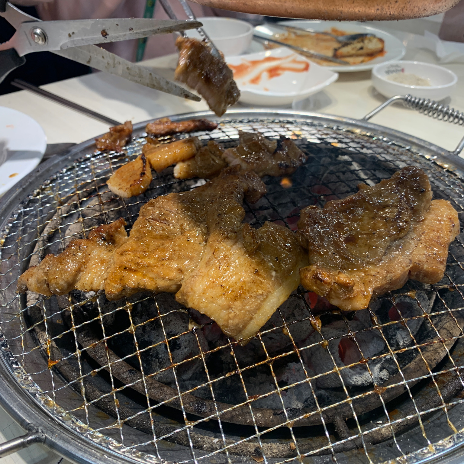 주차 편해서 아이들이랑 가기 좋아요. - 검단신도시 맛집 명륜진사갈비 인천검단신도시점