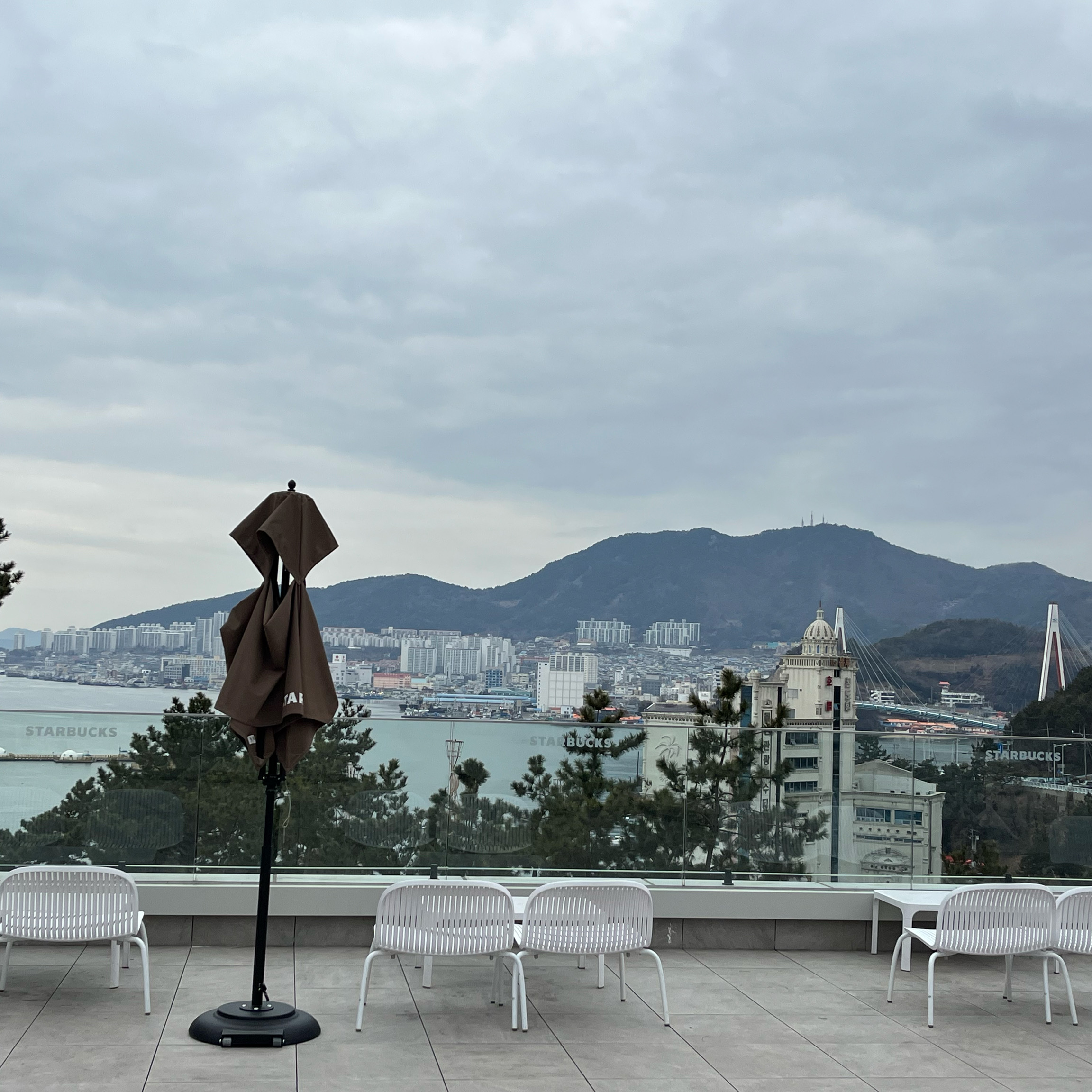 [여수 맛집 스타벅스 더여수돌산DT점] 직접 가본 로컬 리뷰