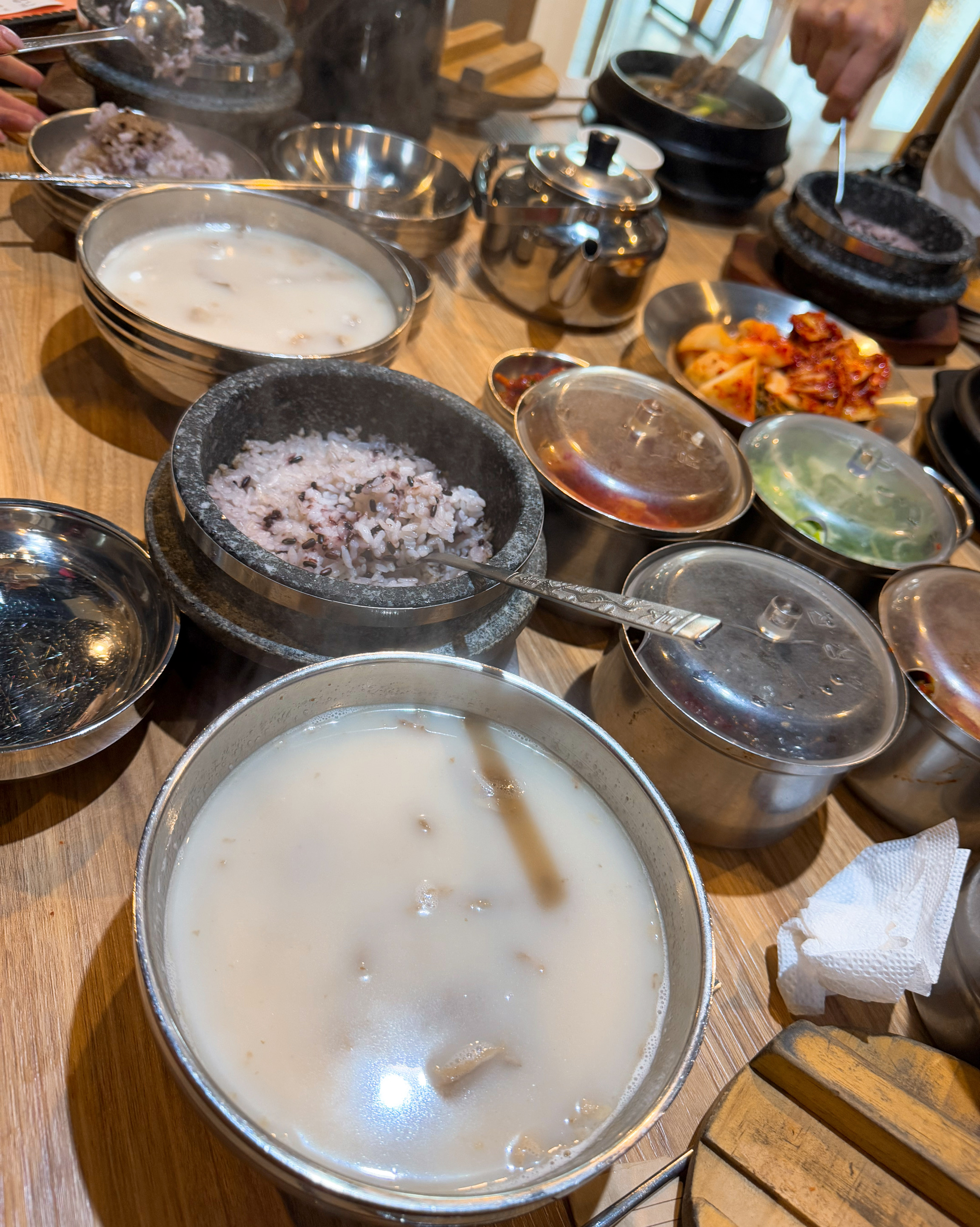 뜨끈뜨끈 돌솥밥에 깊은 설렁탕/왕갈비탕👍🏻👍🏻👍🏻👍🏻👍🏻 - 구월동 맛집 설농가