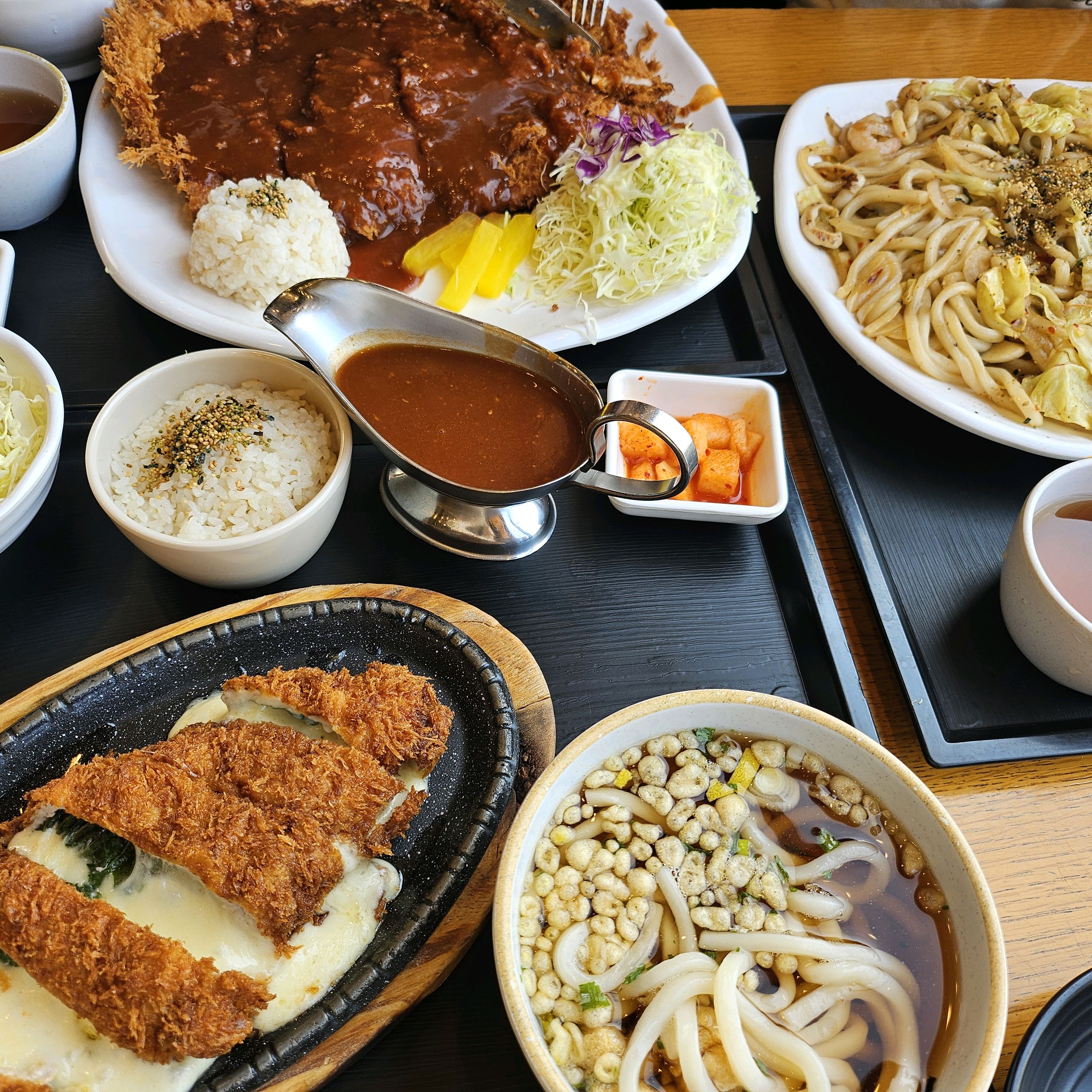 일요일에 방문하였고 오픈런으로 - 원주 행구동 맛집 홍익돈까스 원주점