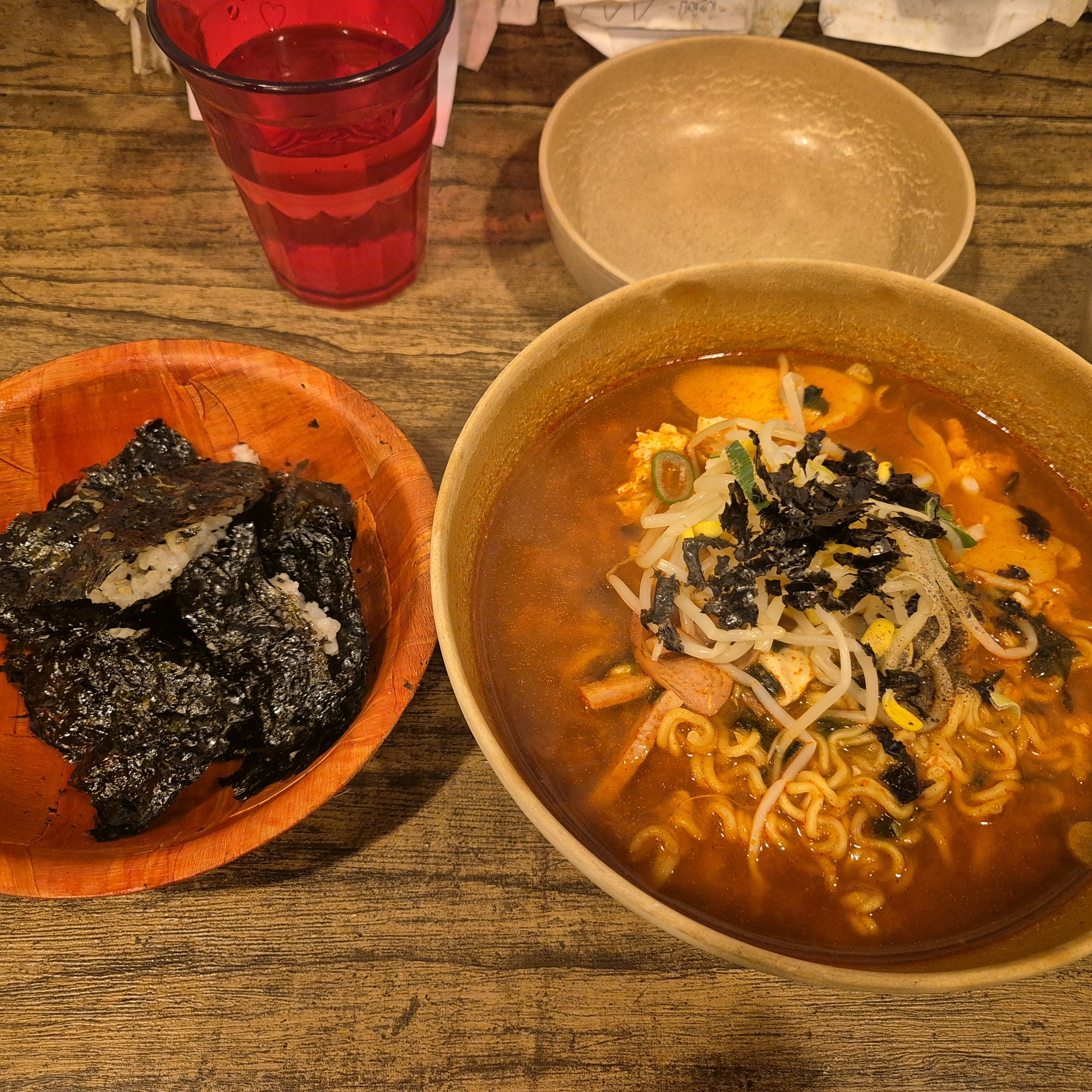 [명동 맛집 틈새라면 명동본점] 직접 가본 로컬 리뷰
