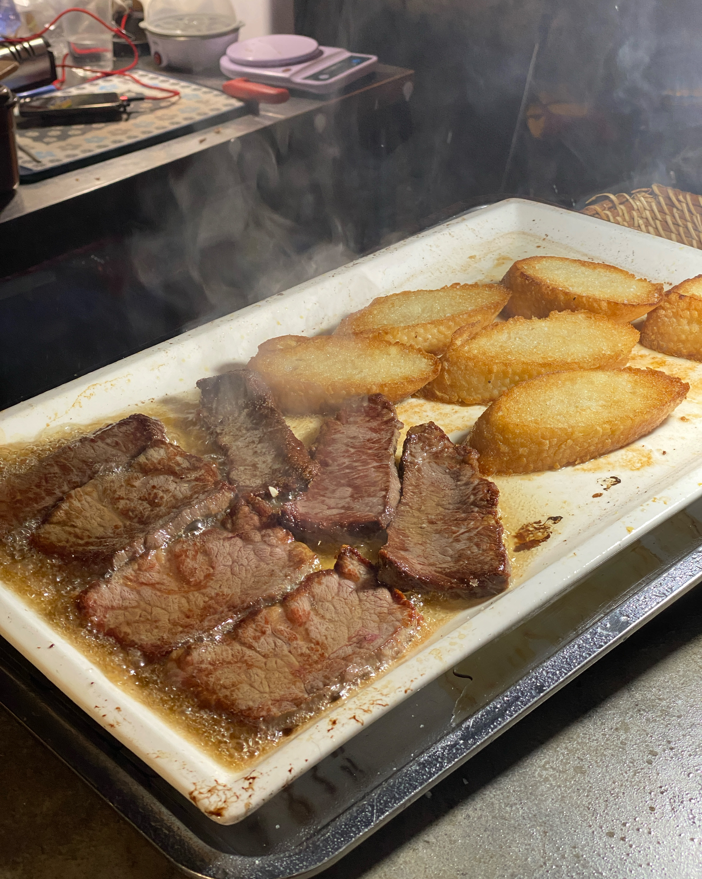 [경리단길 맛집 여인숙] 직접 가본 로컬 리뷰