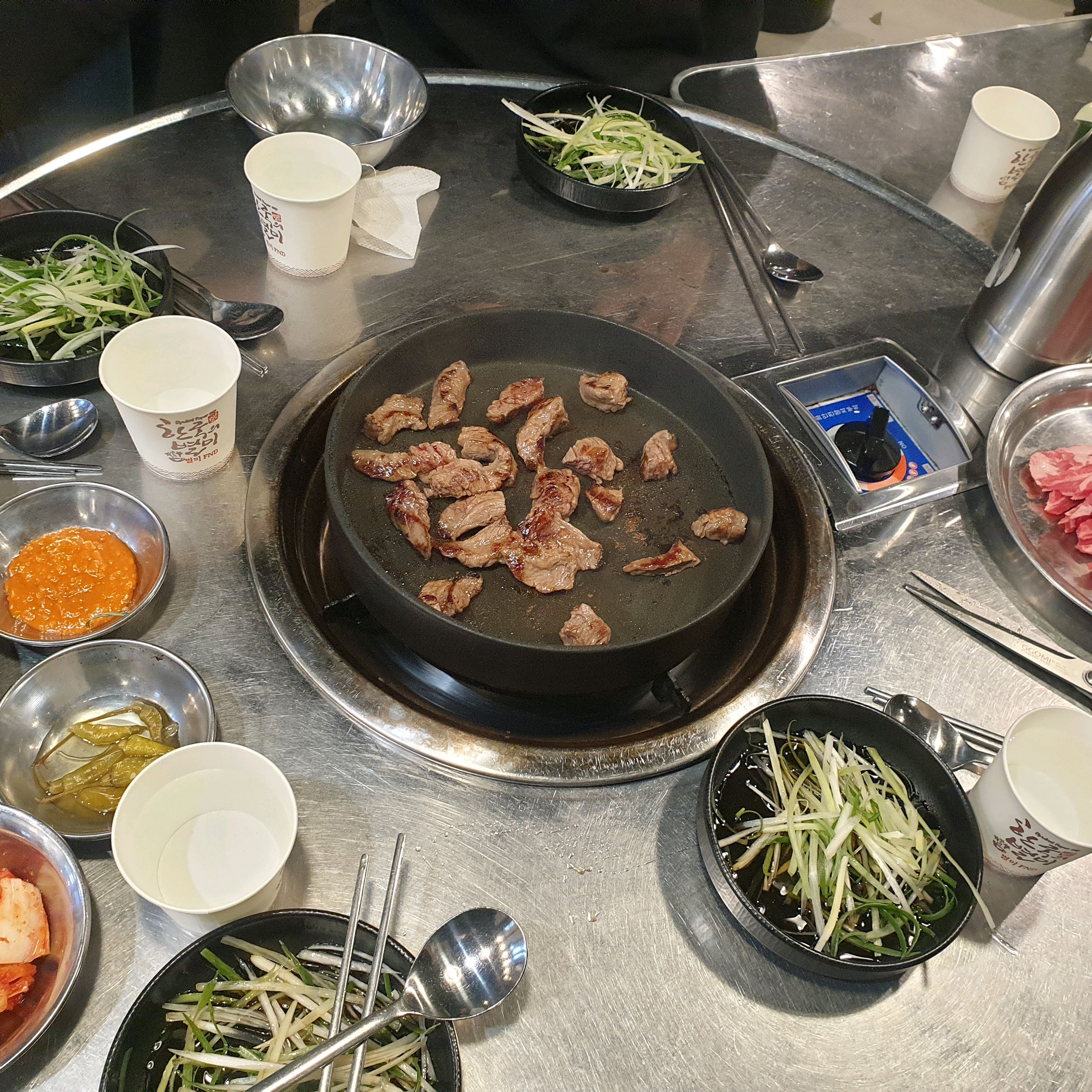 전 직장 동료들과 오랜만에 들렸습니다. 여전히 맛이고 가성비 갑입니다. - 천호동 맛집 천호 등심