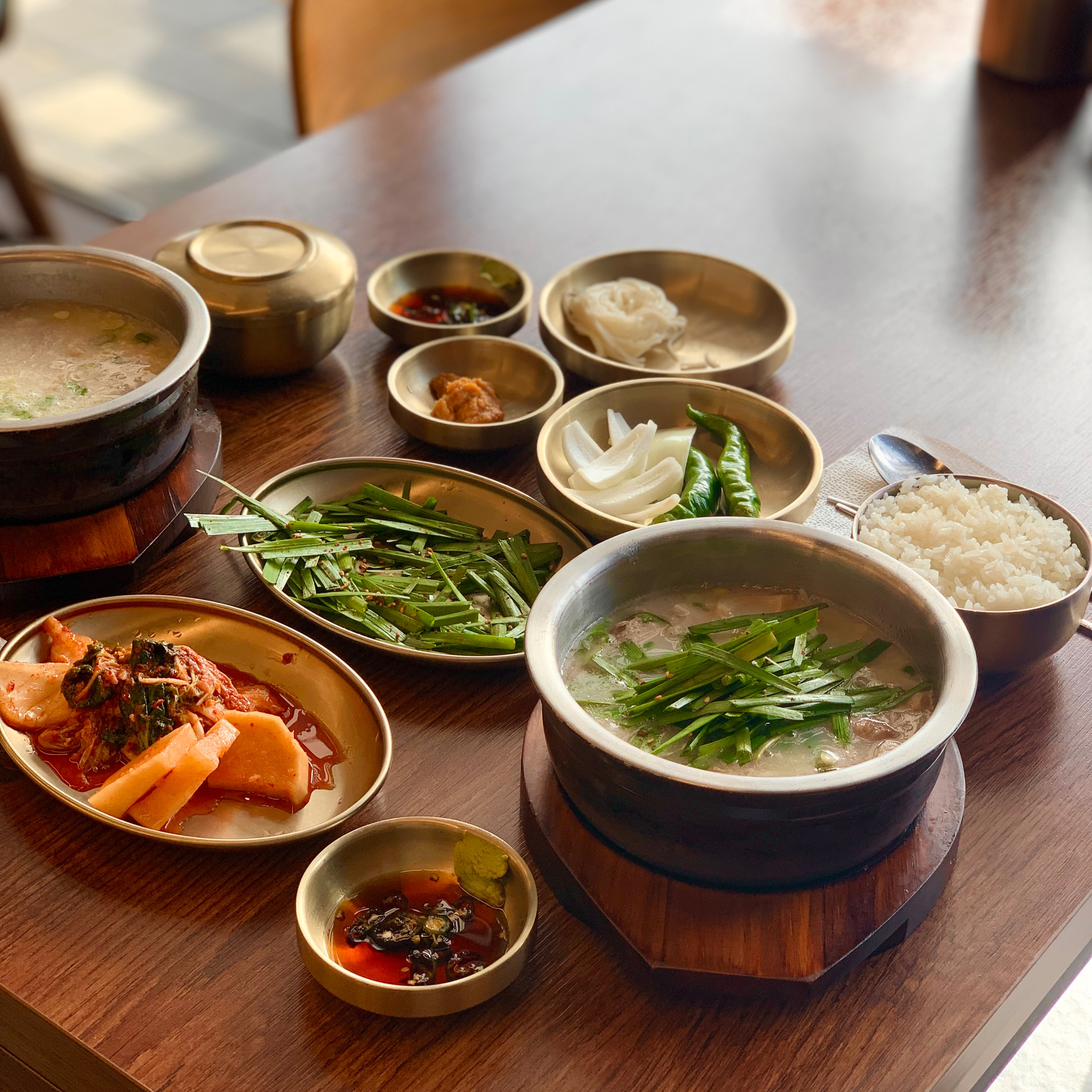 엄마가 드셔보시고 맛있다고 같이 가자고 하셔서 갔다왔어요😆 두번 다녀왔는데 두번 다 너무