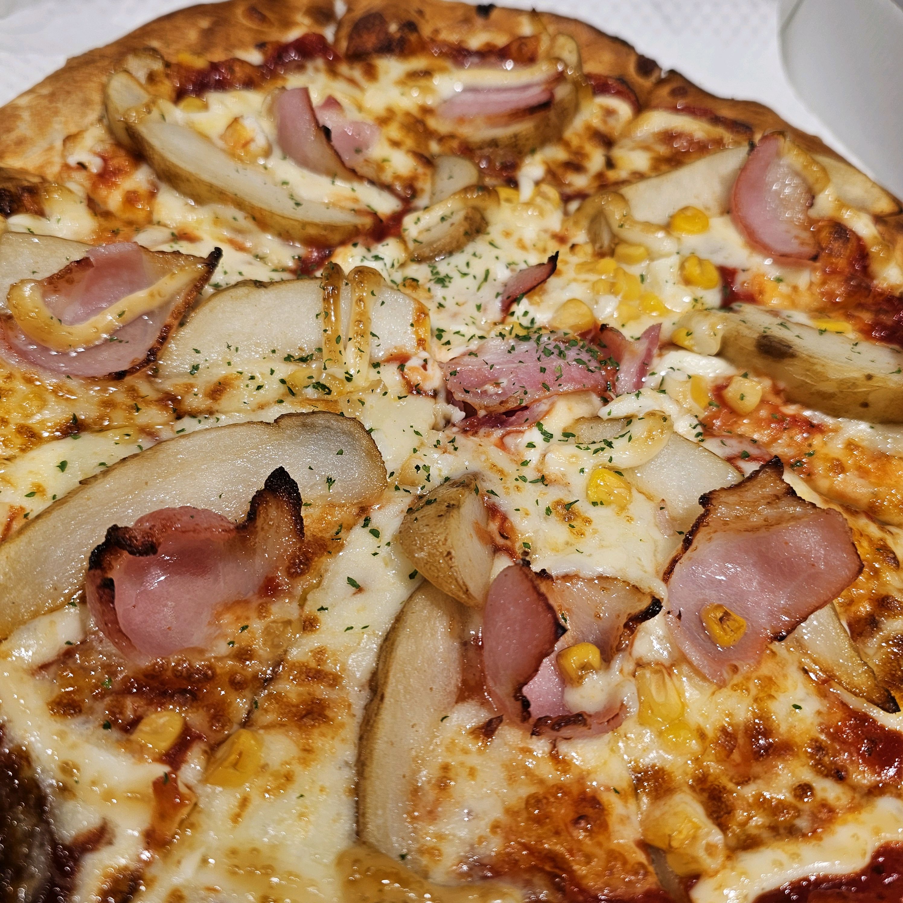 너무맛있어서 깜짝놀랐어요 사람들이 왜줄서있는지 알겠더라구요!! nc가면 무조건입니다~다들