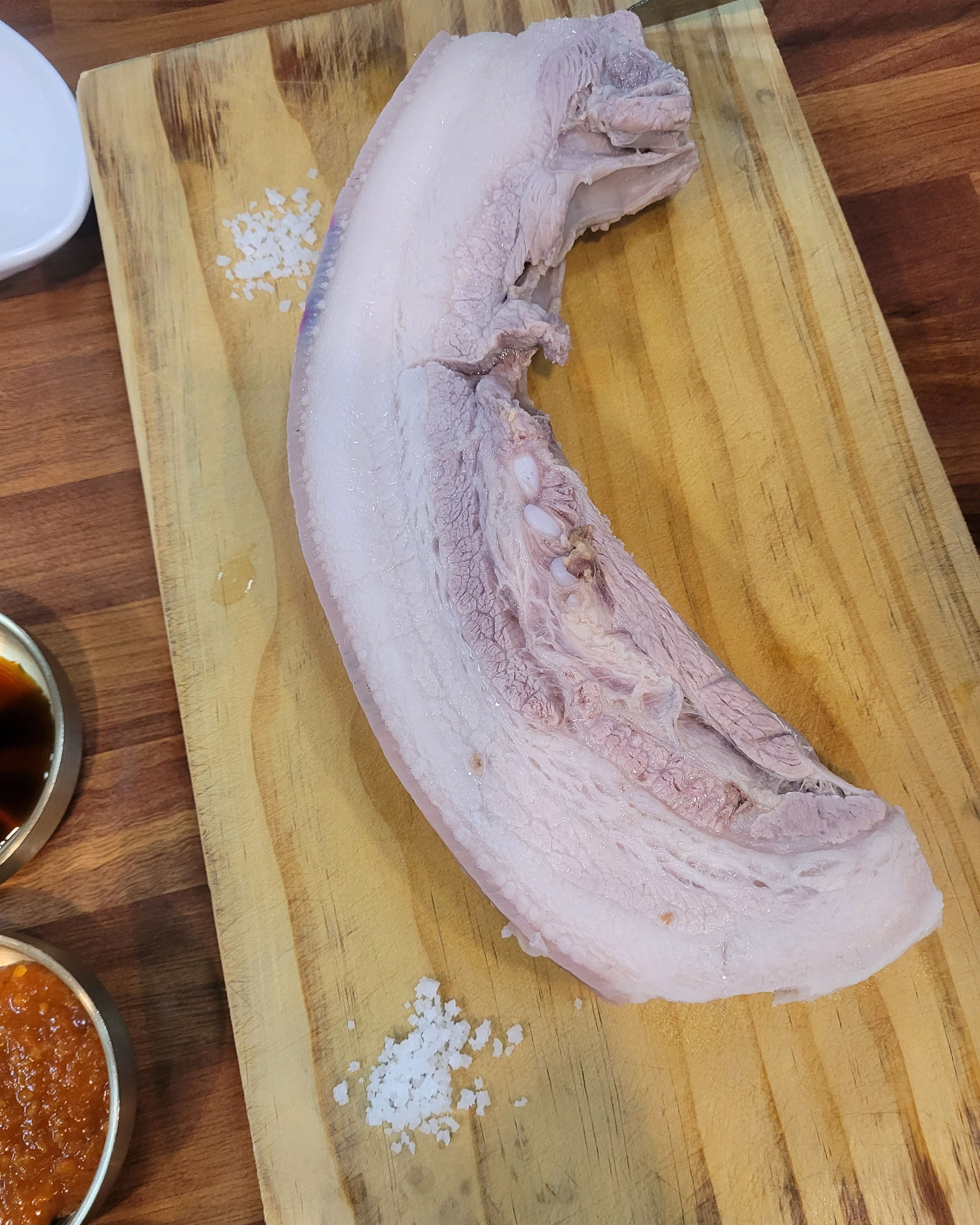 두번째오는 천짓골식당 고기가 이렇게 맛있어도되나...🫶🏻 짱맛있음 - 제주 맛집 천짓골식당