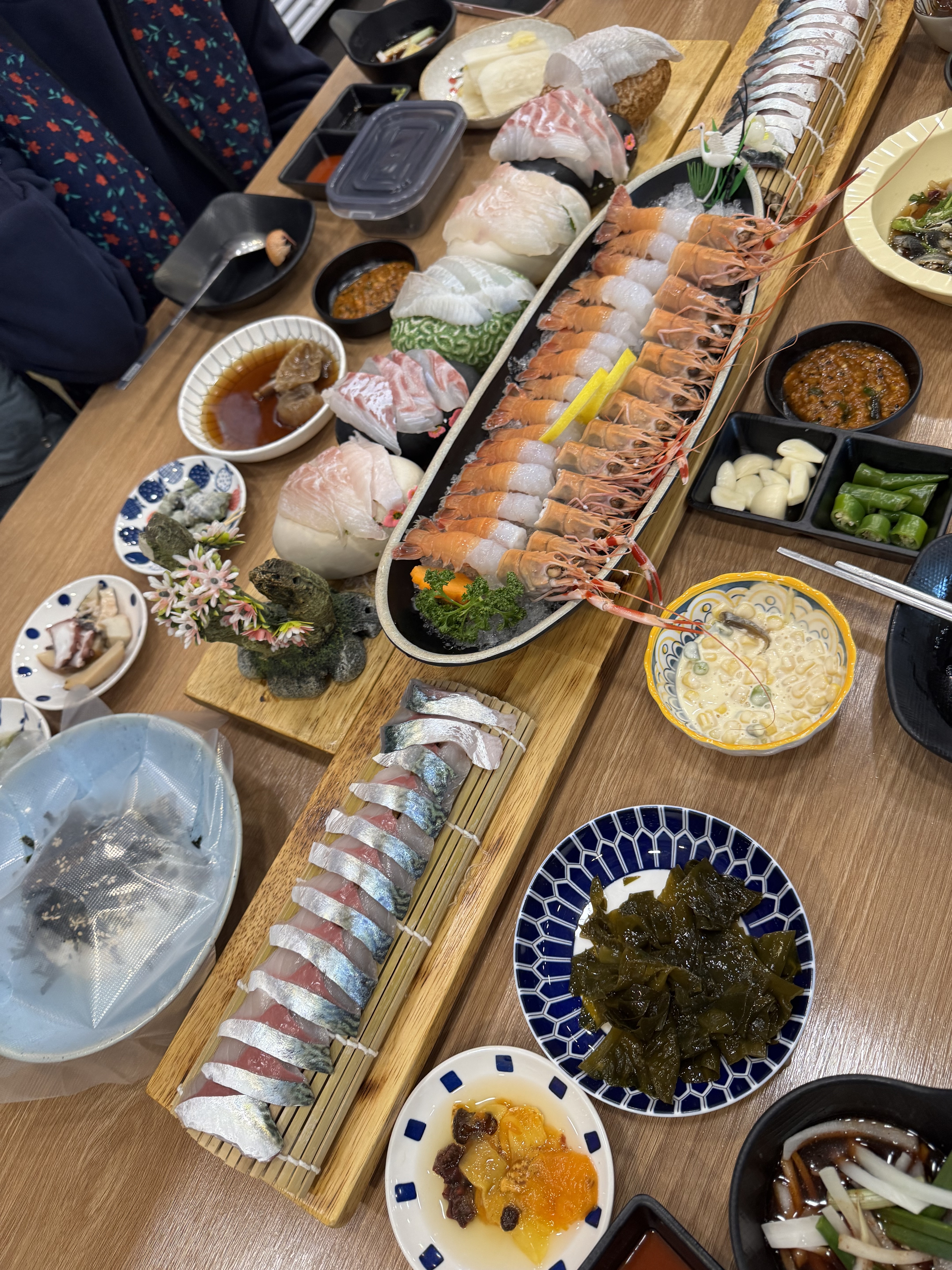고등어회가 맛있고 - 제주 맛집 은강 제주공항본점