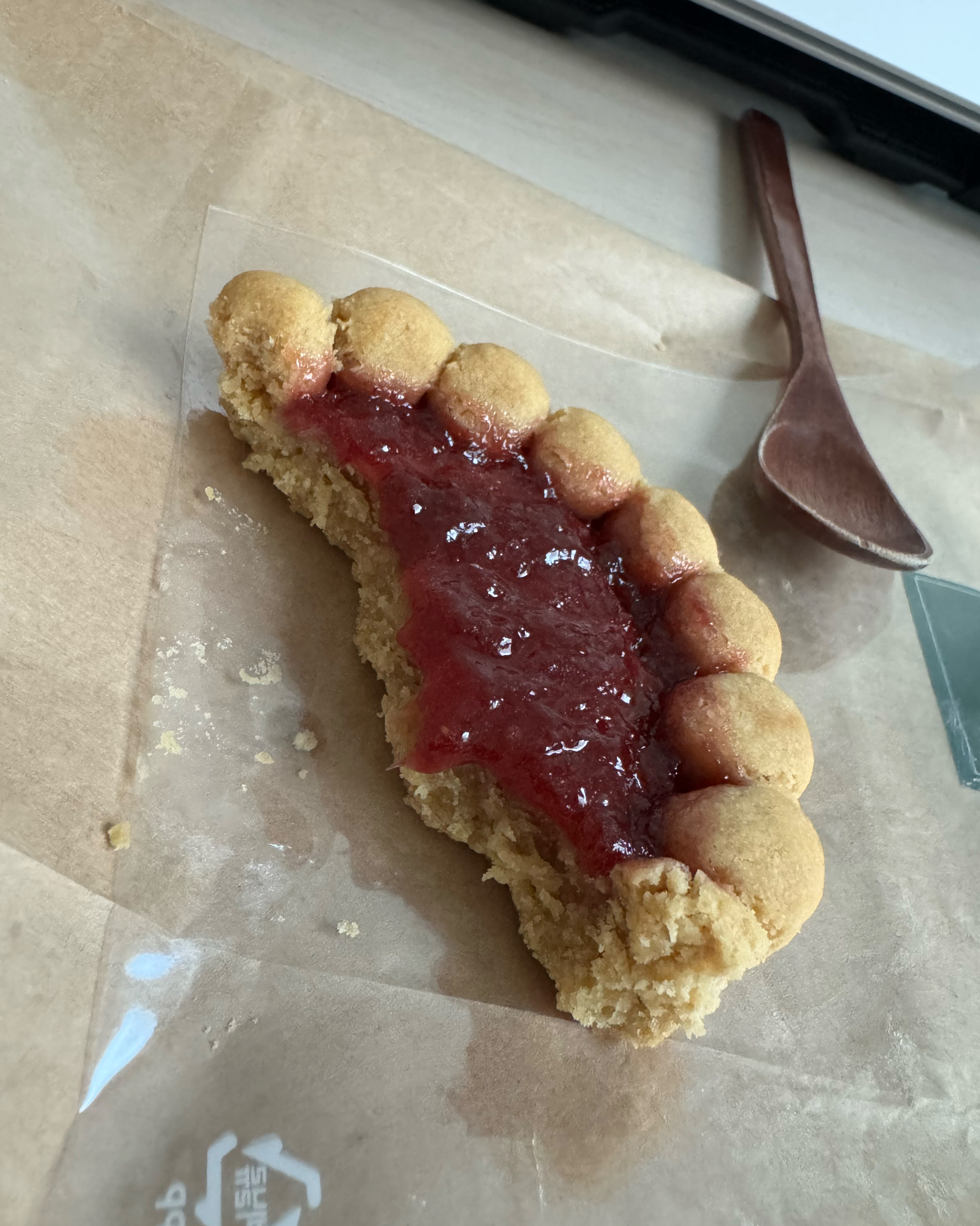 밖에 산책 갔다가 딸콩쿠키 사먹었어요 - 천호동 맛집 코블유